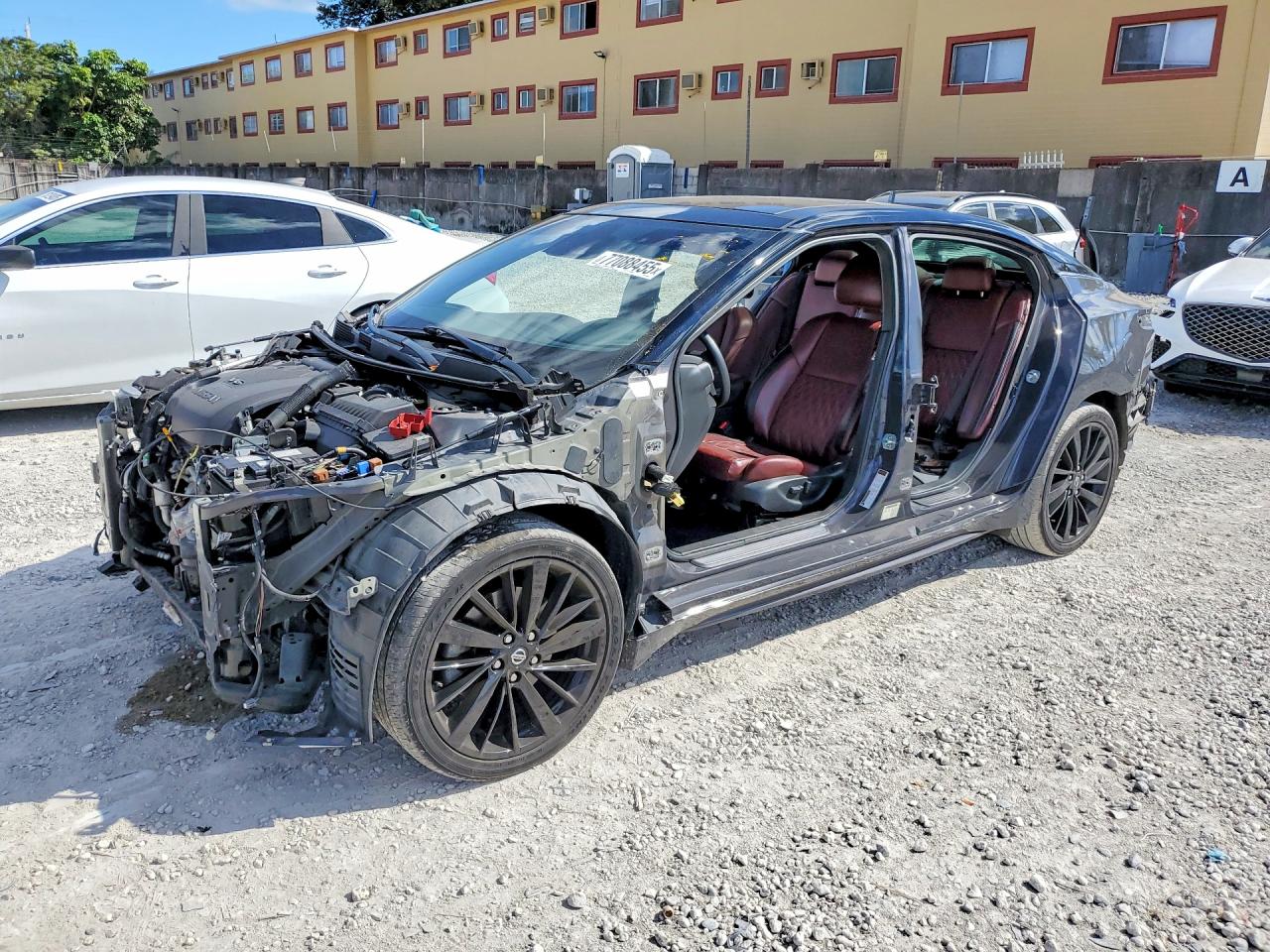 2021 Nissan Maxima Platinum, VIN 1N4AA6FV9MC503396 — Разукомплектован