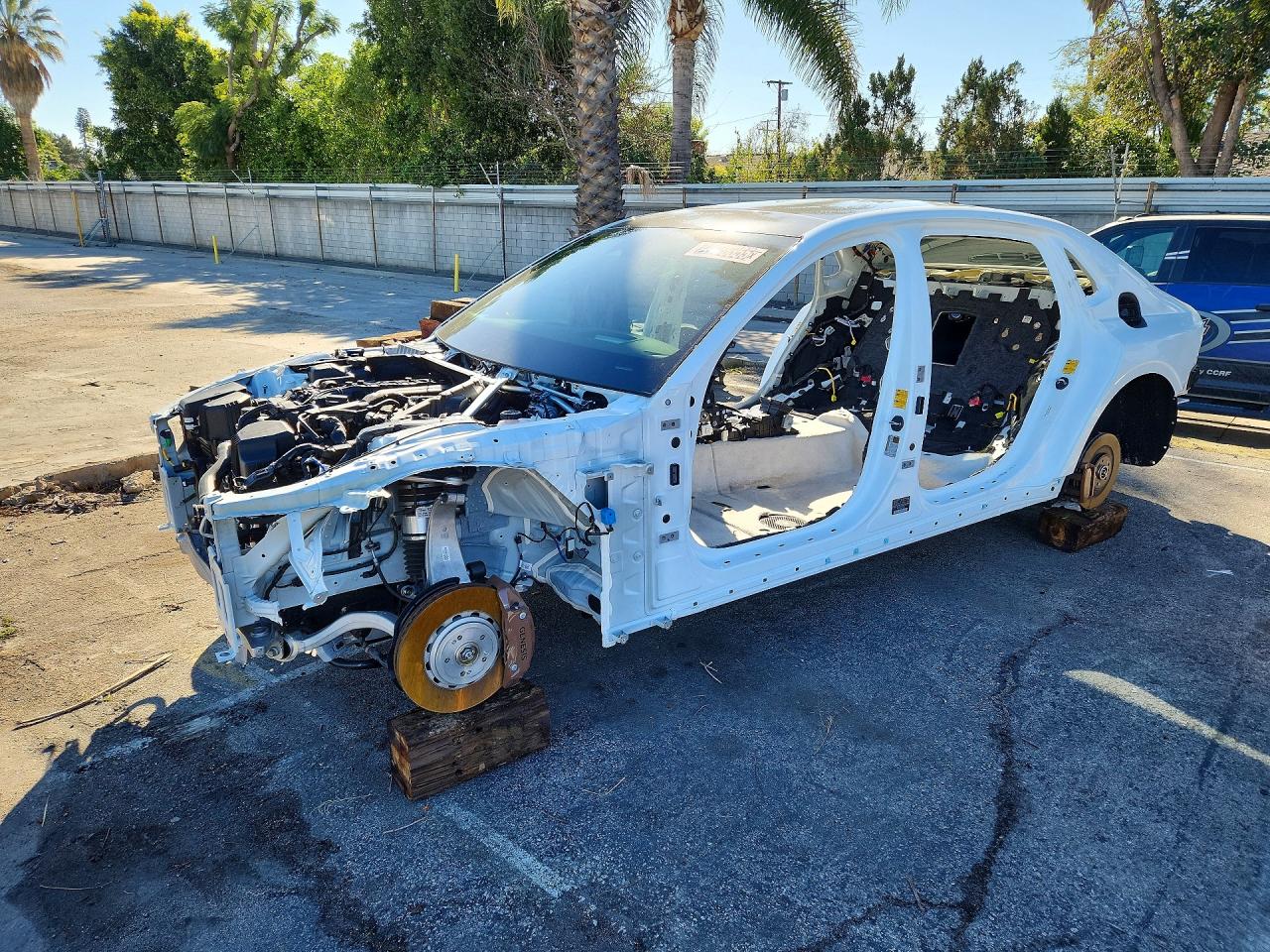 2026 Genesis G90 e-SC, VIN KMTFC4SD2TU055041 — Stripped