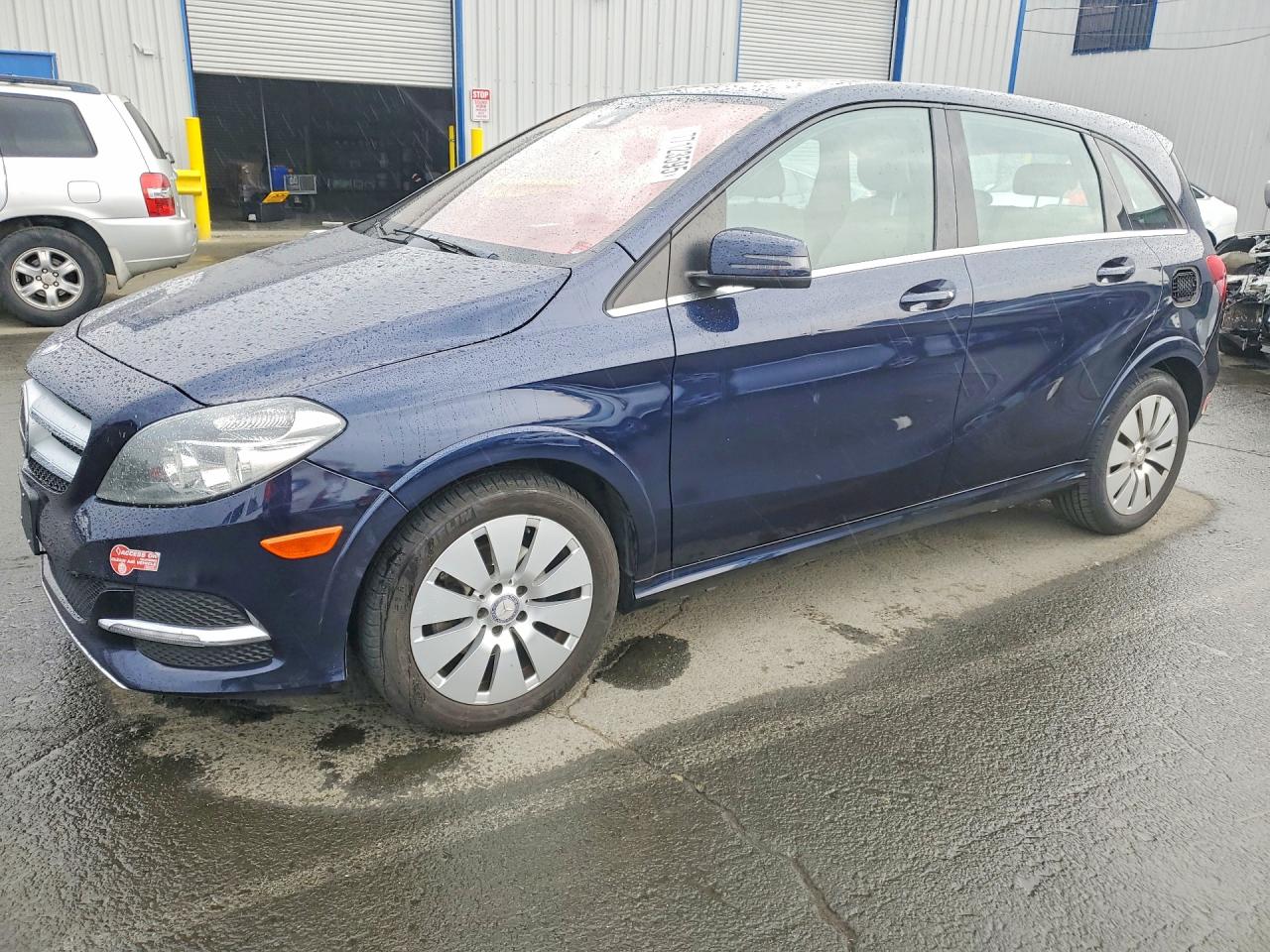 2017 Mercedes-Benz B B 250e, VIN WDDVP9AB0HJ013946 — Auction photo