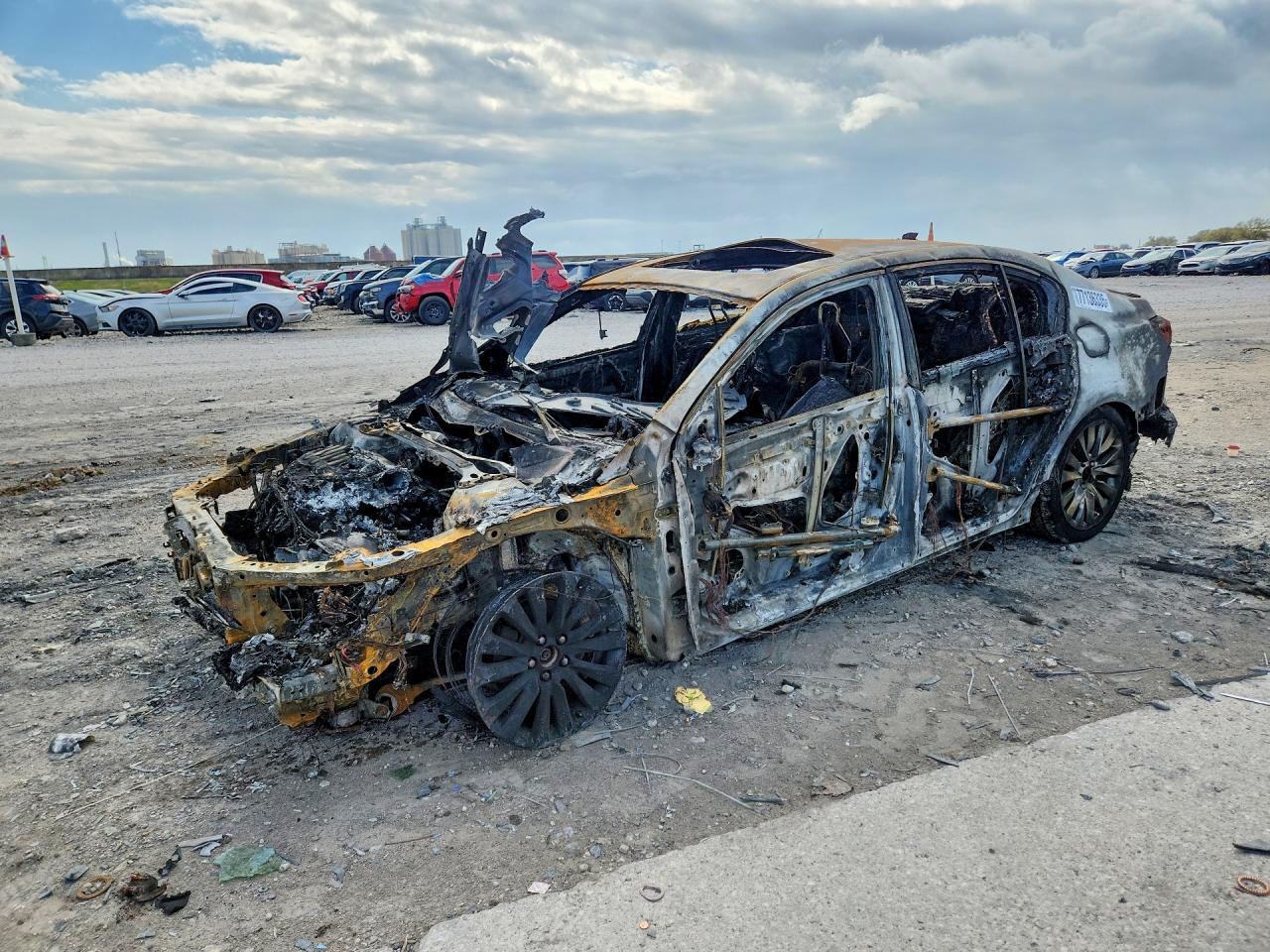 2016 Acura RLX Advance, VIN JH4KC1F90GC000969 — Burn