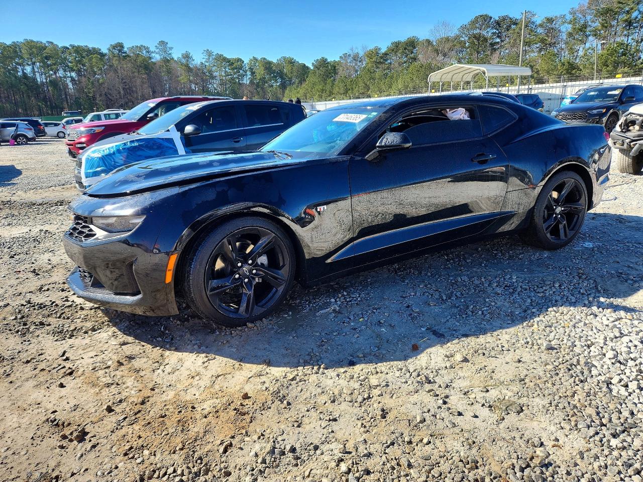 2021 Chevrolet Camaro 1LT, VIN 1G1FB1RS2M0142590 — Side