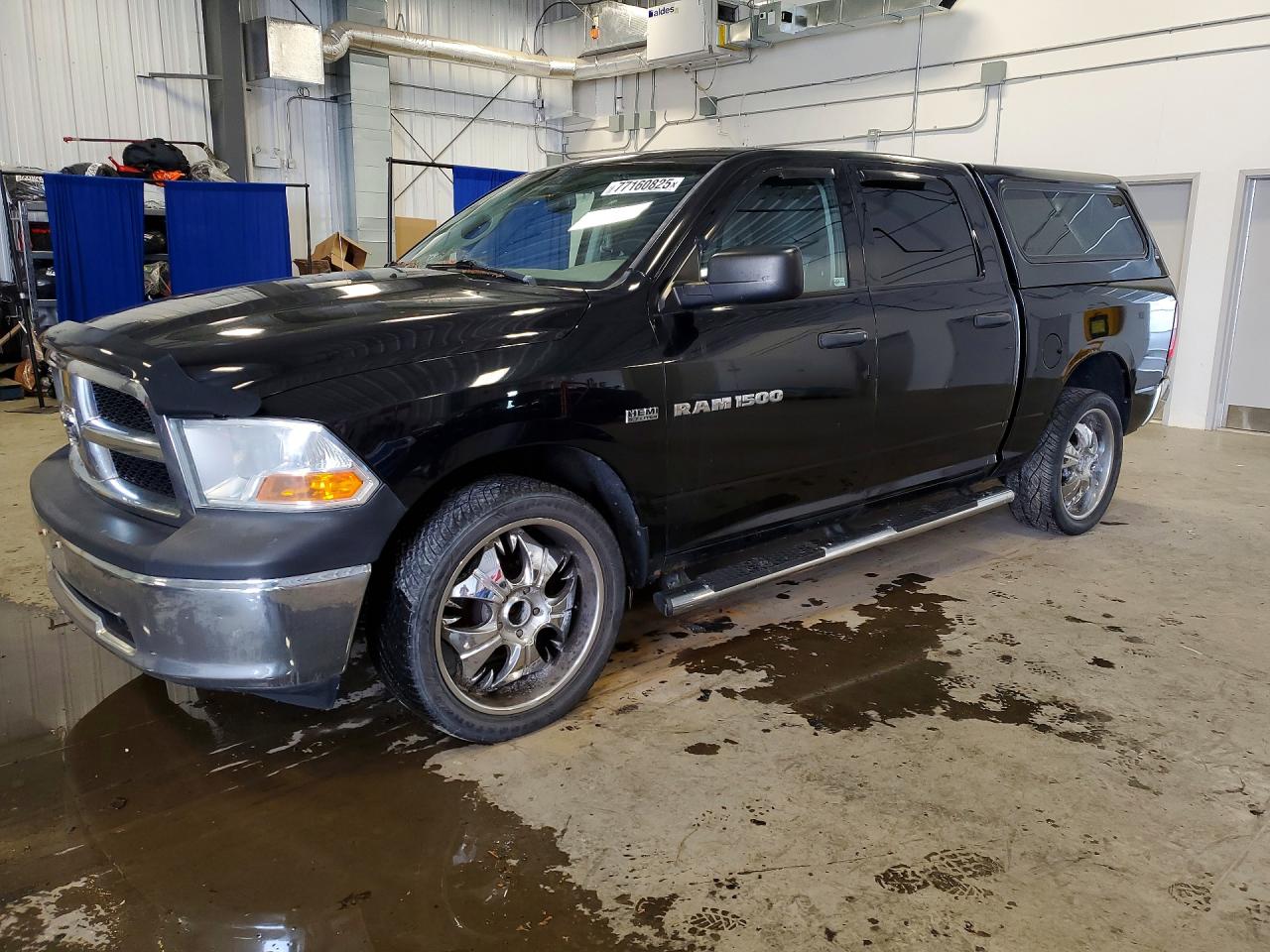 2012 Ram 1500 Express, VIN 1C6RD7KTXCS266900 — Крыша