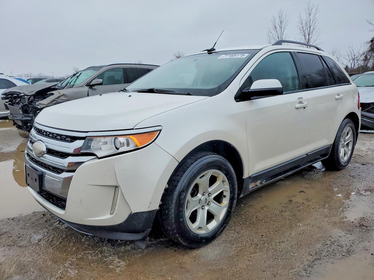 2013 Ford Edge SEL, VIN 2FMDK3J96DBC14145 — Rear end