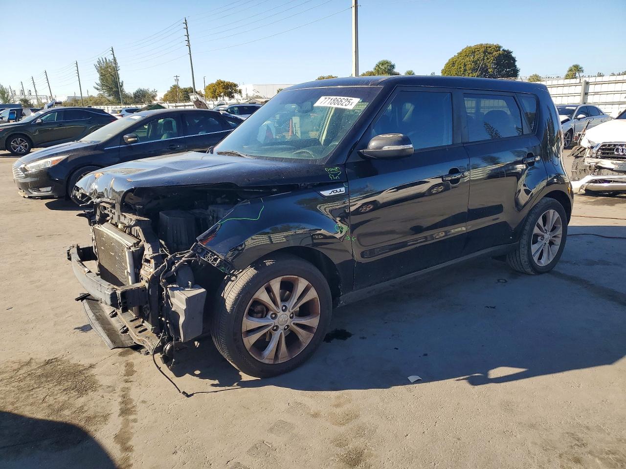 2016 Kia Soul +, VIN KNDJX3A50G7377313 — Front end