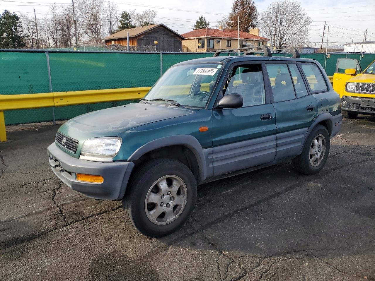 1997 Toyota RAV4, VIN JT3HP10V9V7055436 — Rear end