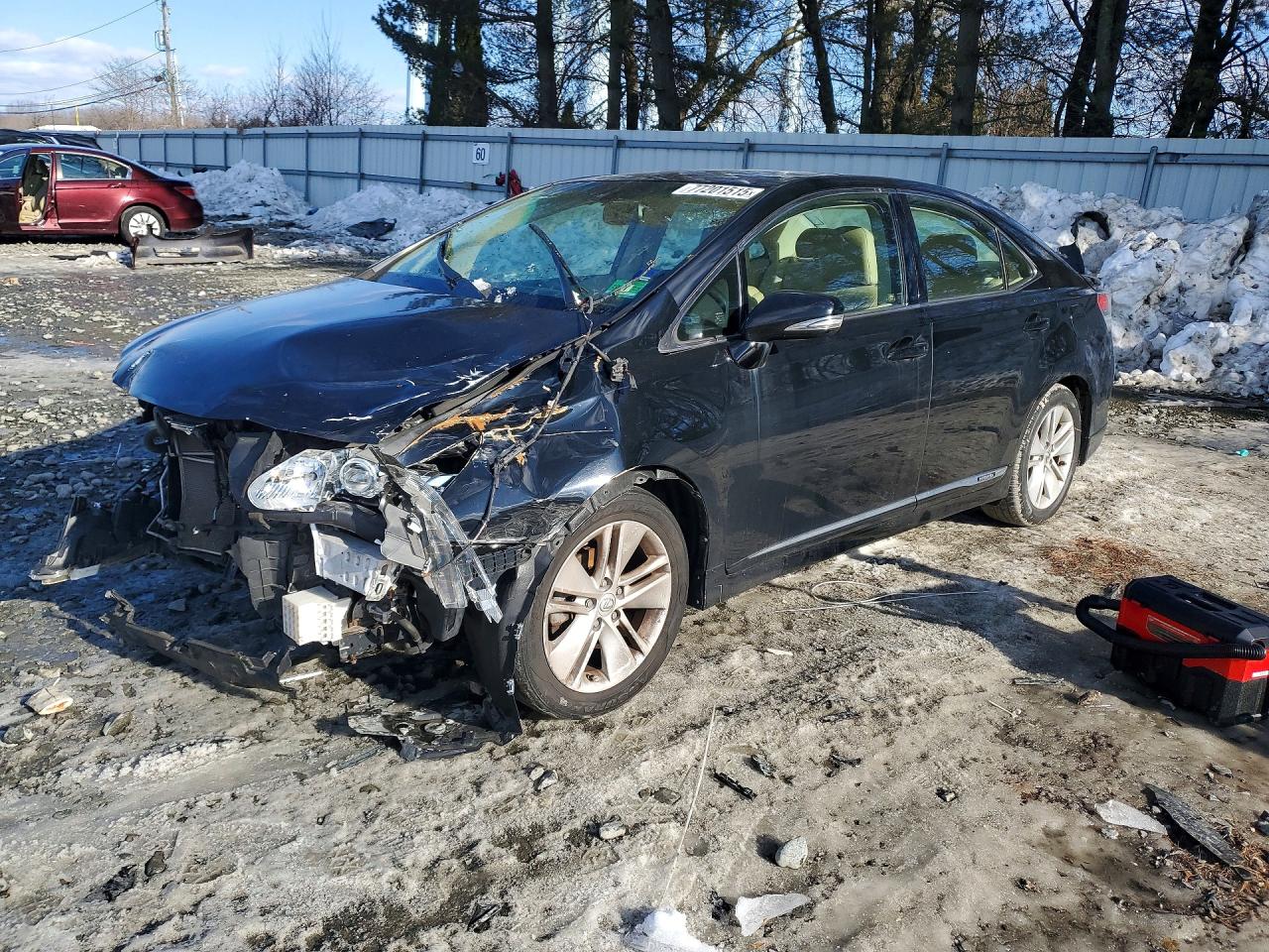 2011 Lexus HS 250h, VIN JTHBB1BA4B2047603 — Front end