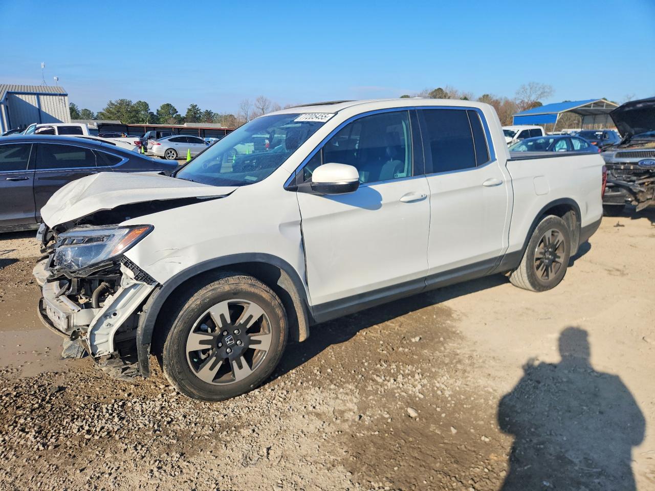 2020 Honda Ridgeline RTL, VIN 5FPYK2F5XLB000662 — Front end