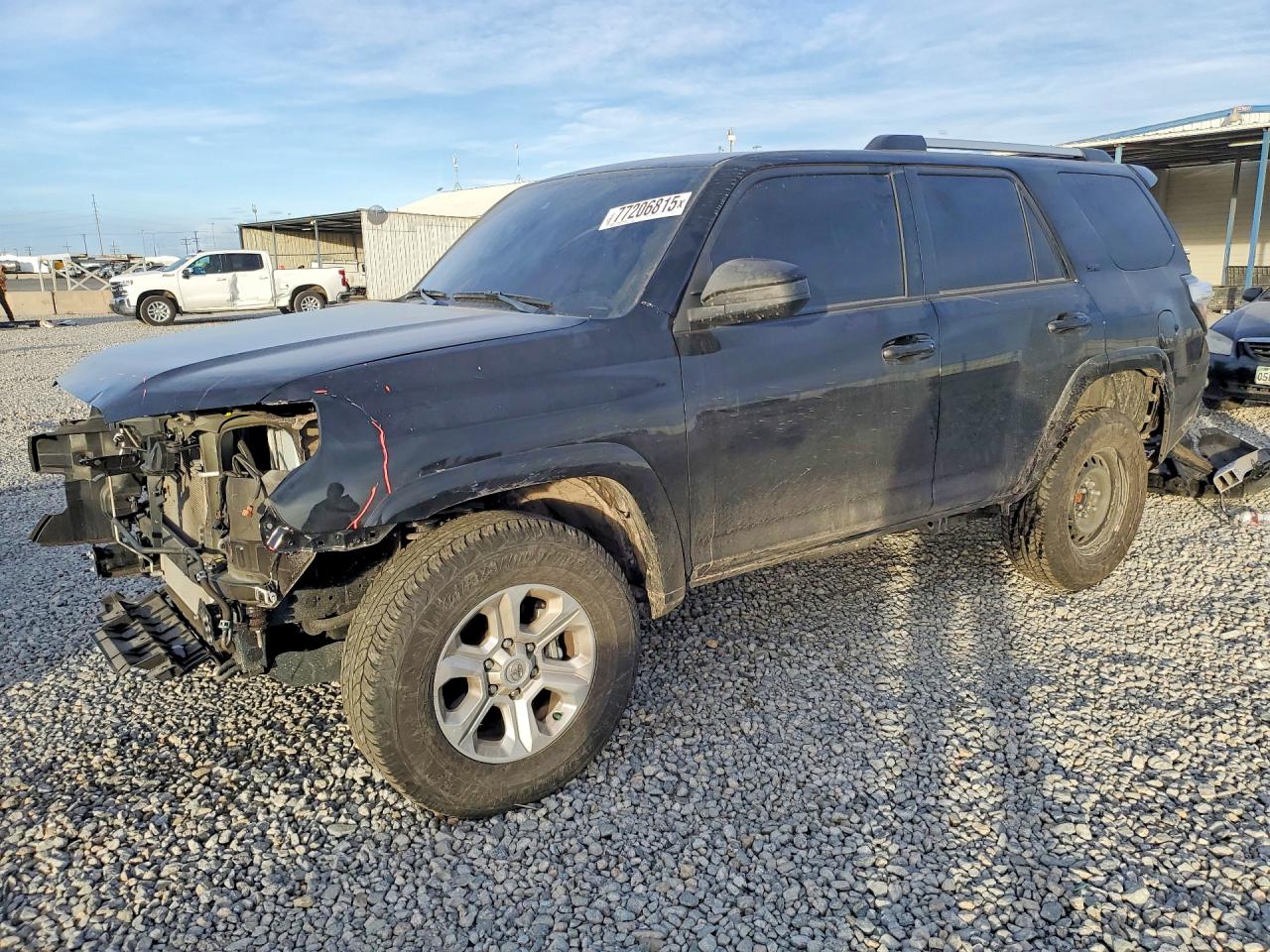 2024 Toyota 4Runner SR5, VIN JTEMU5JR0R6272411 — Front end