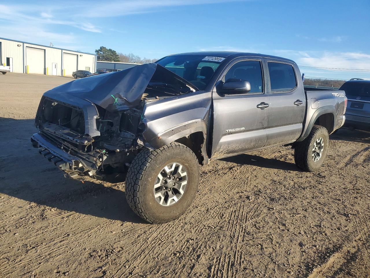 2021 Toyota Tacoma TRD Off Road, VIN 5TFCZ5AN6MX248552 — Front end
