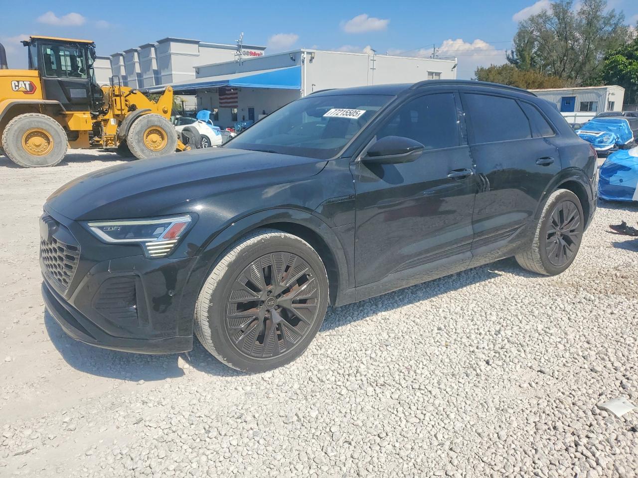 2024 Audi Q8 e-tron Prestige, VIN WA16AAGE5RB017919 — Зад