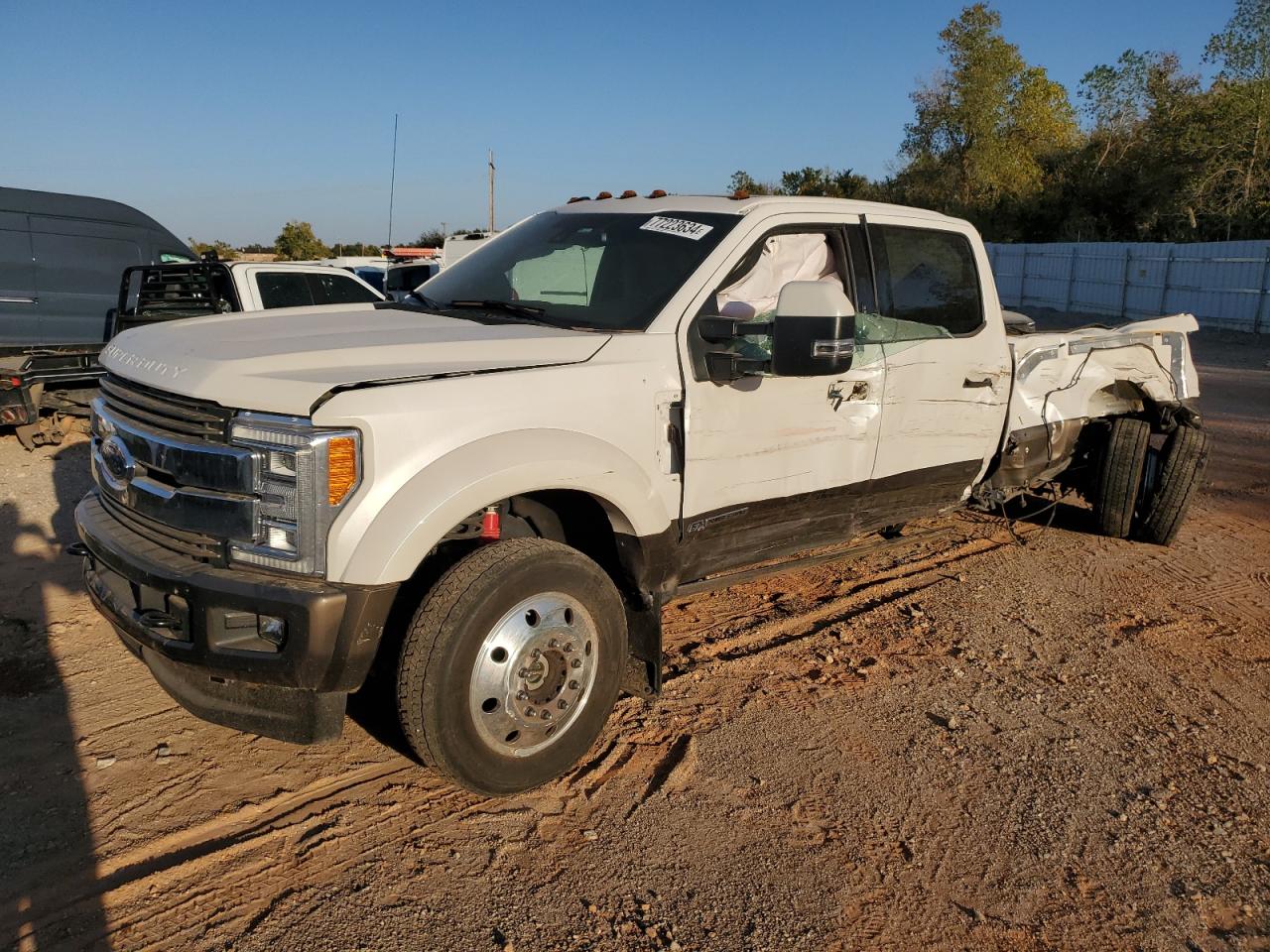 2017 Ford F-450 XLT, VIN 1FT8W4DT3HEE82037 — All over