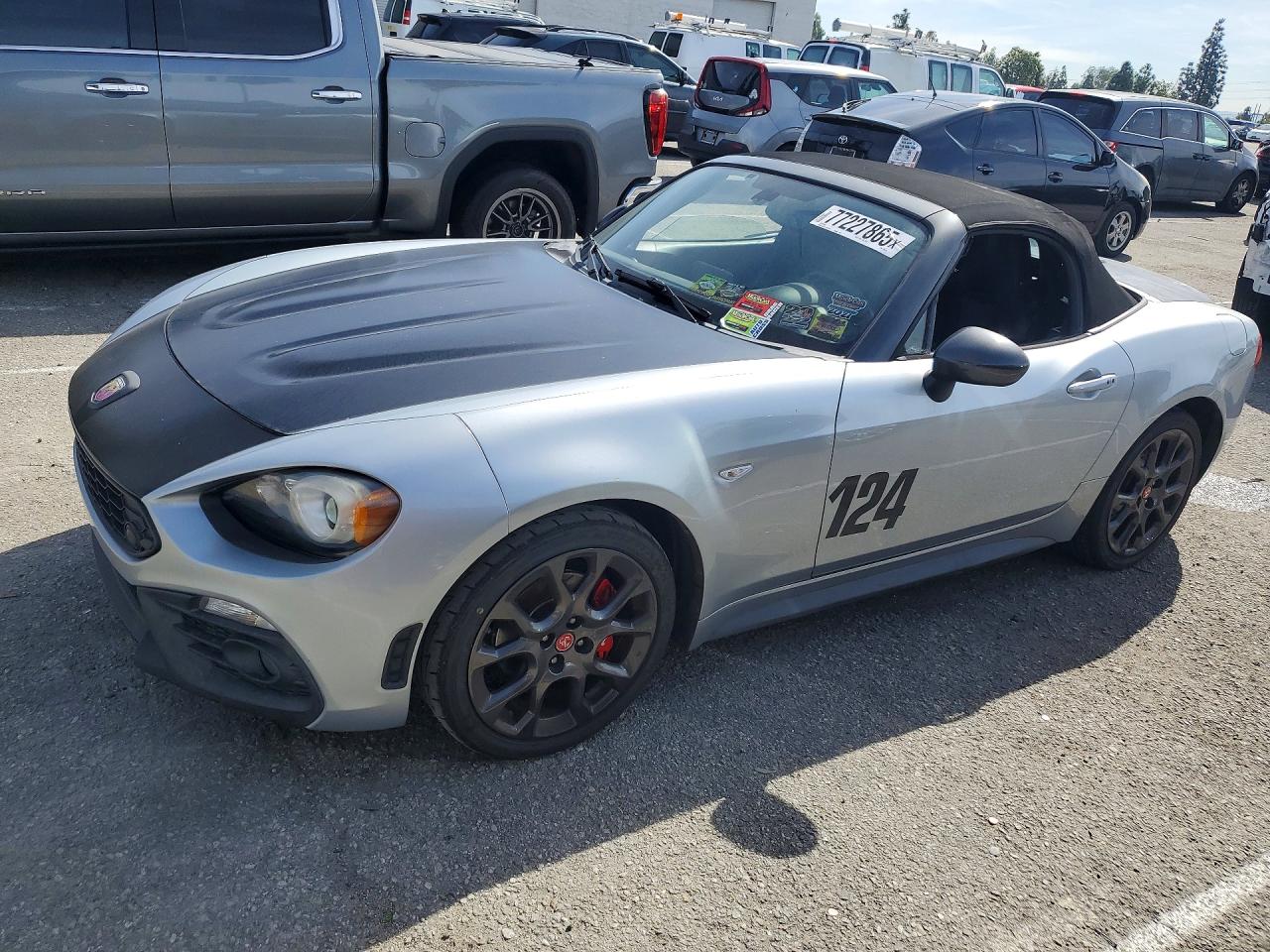 2018 FIAT 124 Spider Classica, VIN JC1NFAEK2J0136410 — Water / flood