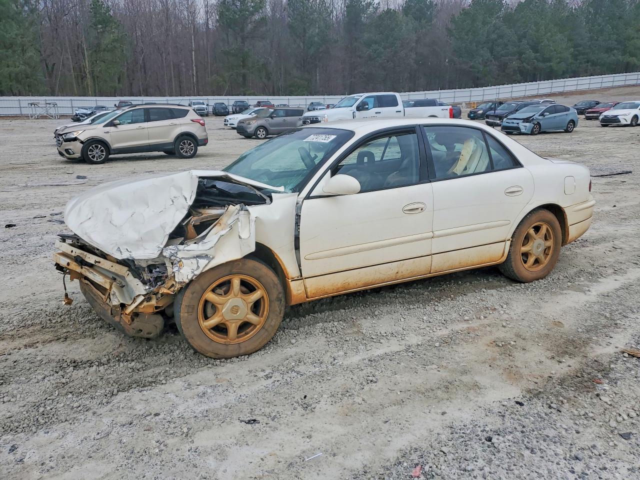 2004 Buick Regal LS, VIN 2G4WB52K241322287 — Front end
