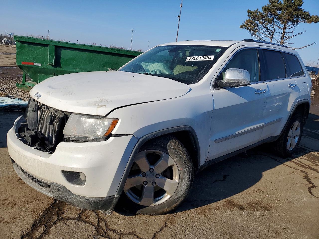 2013 Jeep Grand Cherokee Limited, VIN 1C4RJFBG8DC631617 — Front end