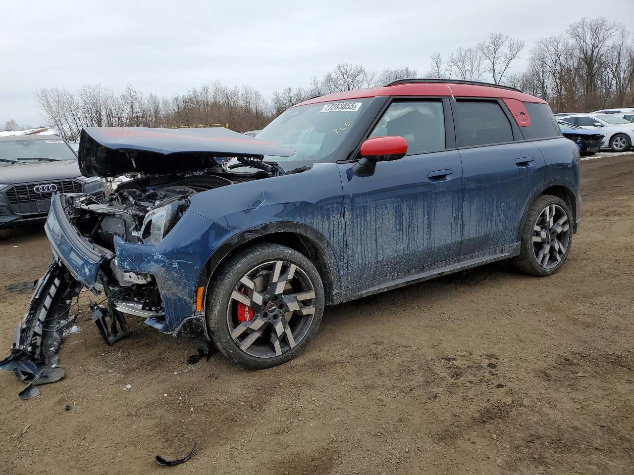 2025 MINI COOPER, VIN WMZ33GA05S7R83540 — Front end