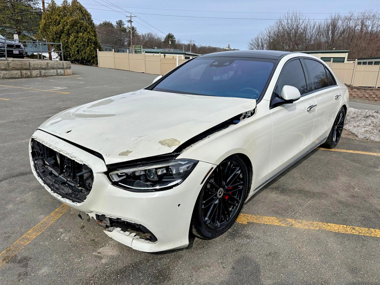 2021 Mercedes-Benz S 580, VIN W1K6G7GB4MA017329 — Front end