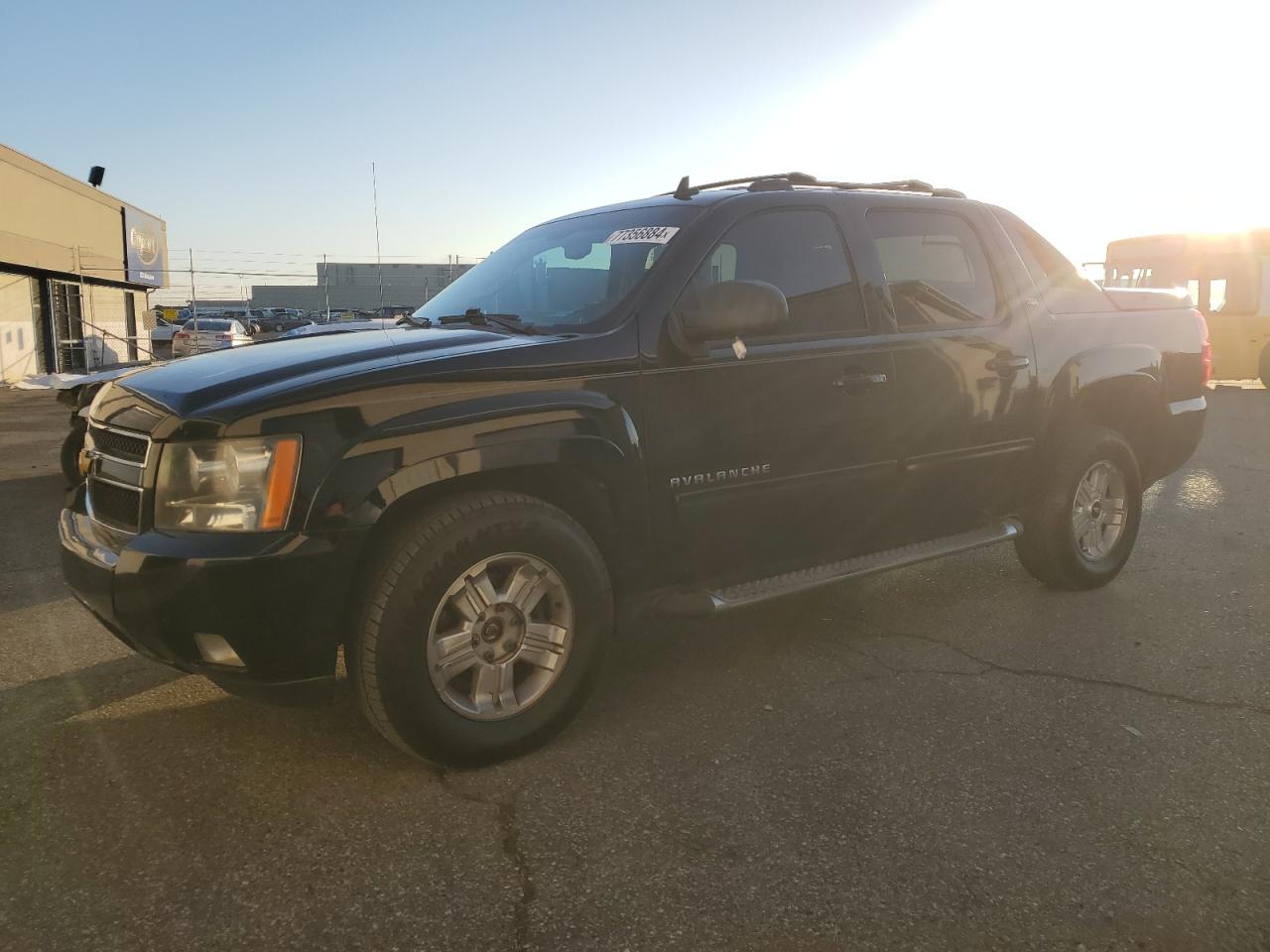 2011 Chevrolet Avalanche LT, VIN 3GNTKFE3XBG393895 — Minor dents and scratches