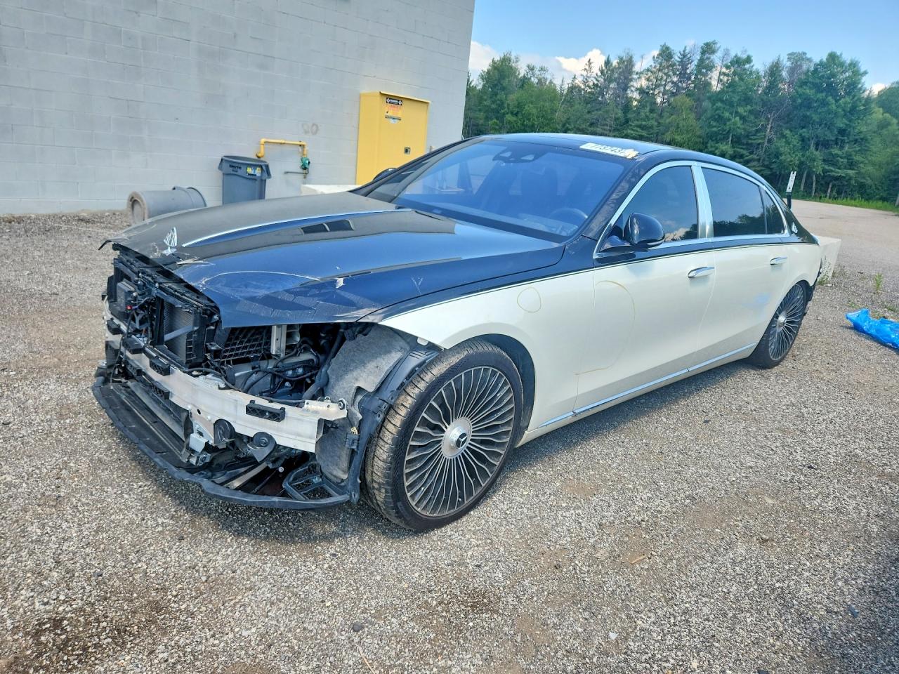 2022 Mercedes-Benz S 580 Maybach, VIN W1K6X7GB0NA066982 — Front end
