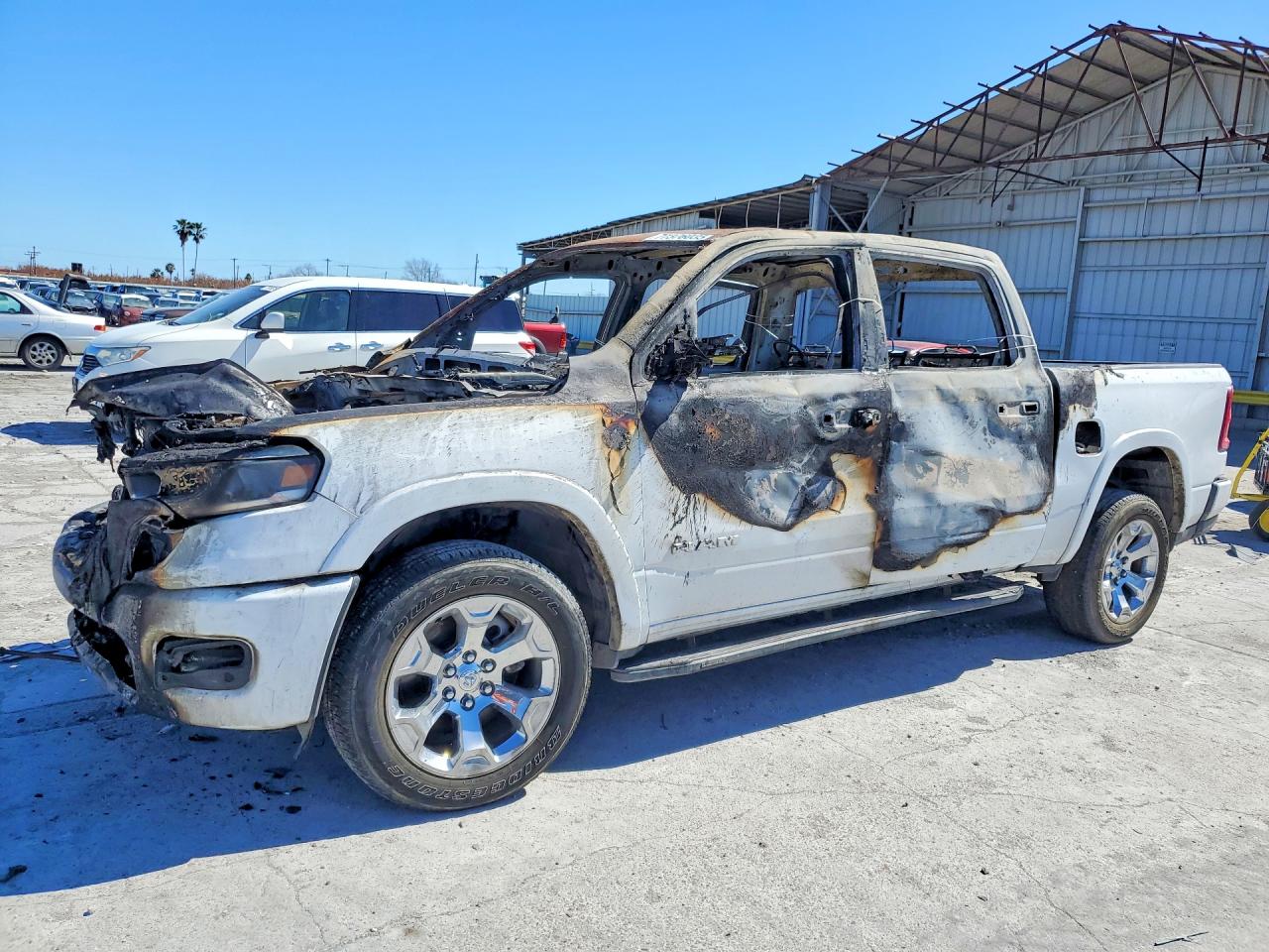 2025 Ram 1500 Big Horn, VIN 1C6RREFP6SN616121 — VIN отсутствует или изменён