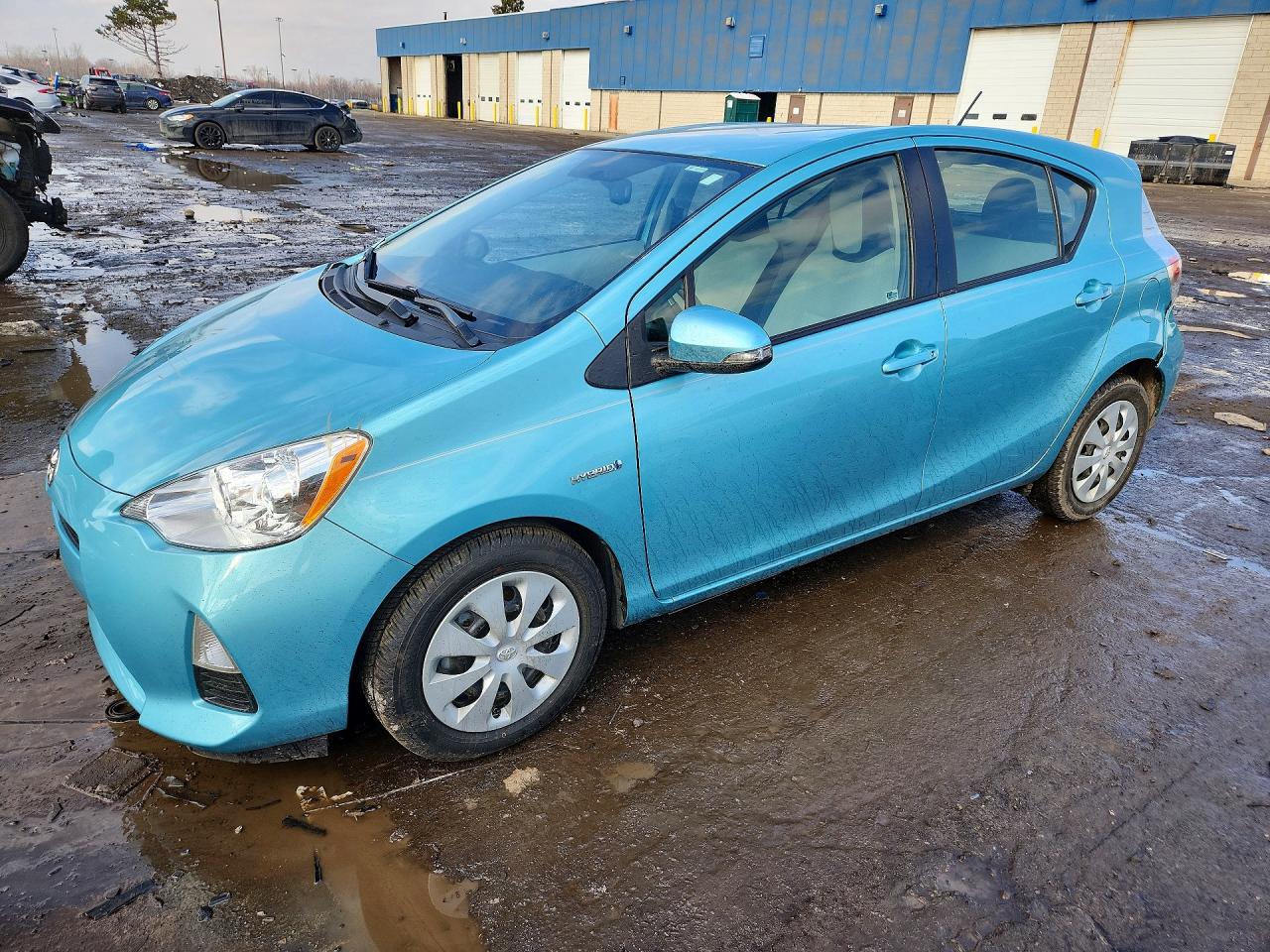 2013 Toyota Prius One, VIN JTDKDTB37D1035737 — Front end