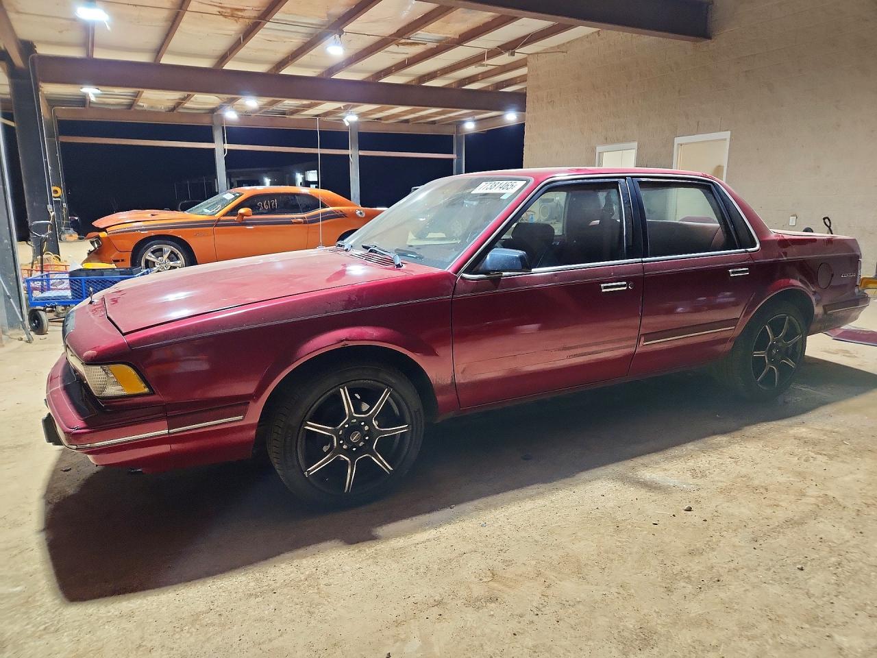 1995 Buick Century Limited SL, VIN 1G4AG55M7S6504064 — Minor dents and scratches