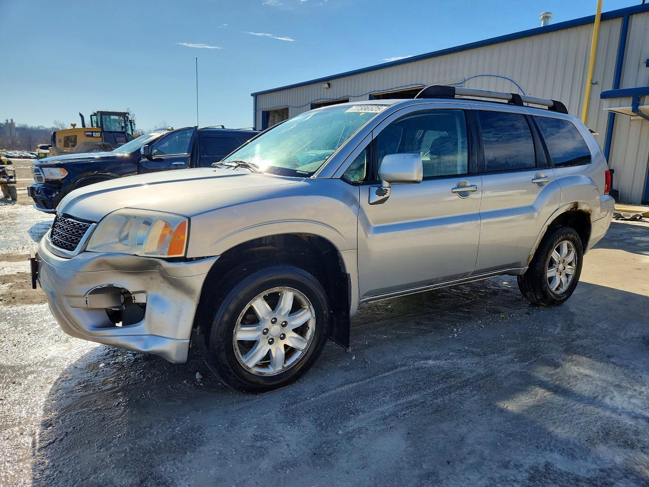 2010 Mitsubishi Endeavor LS, VIN 4A4JM2AS1AE009369 — Side
