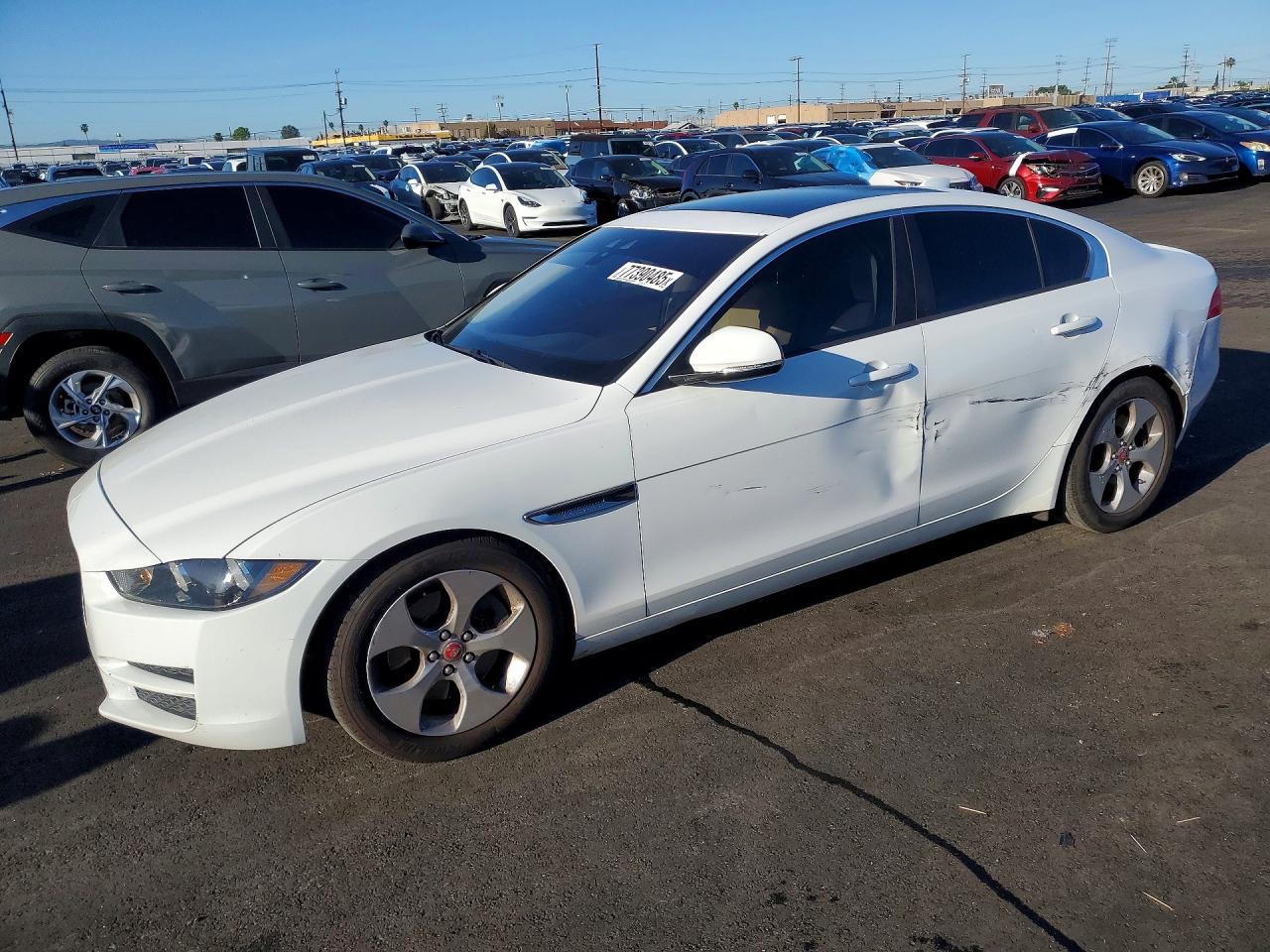 2018 Jaguar XE 25t, VIN SAJAR4FX7JCP27790 — Side