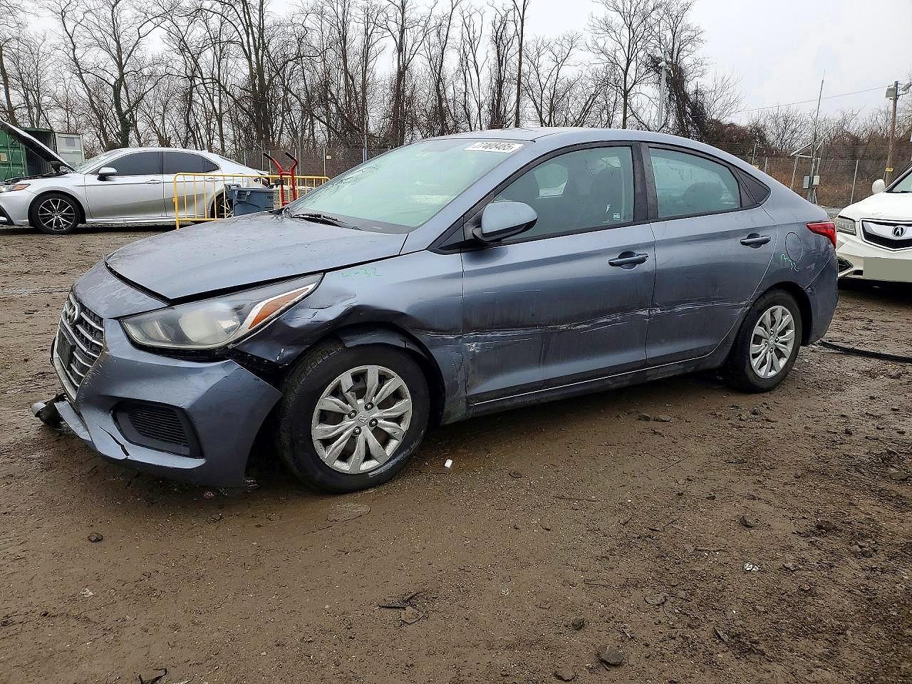 2020 Hyundai Accent SE, VIN 3KPC24A67LE104546 — Front end