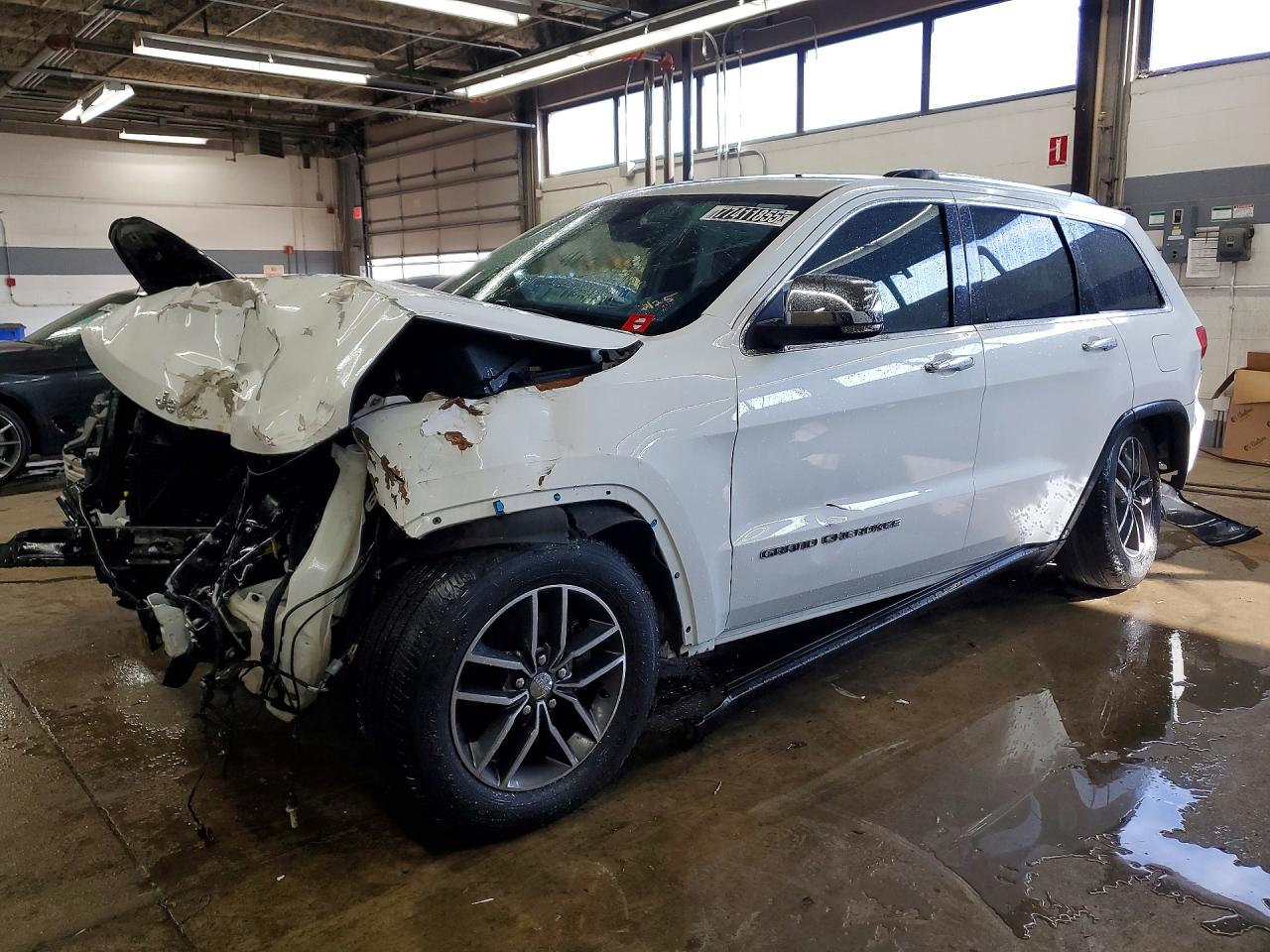 2017 Jeep Grand Cherokee Limited, VIN 1C4RJFBG5HC754068 — Frame damage