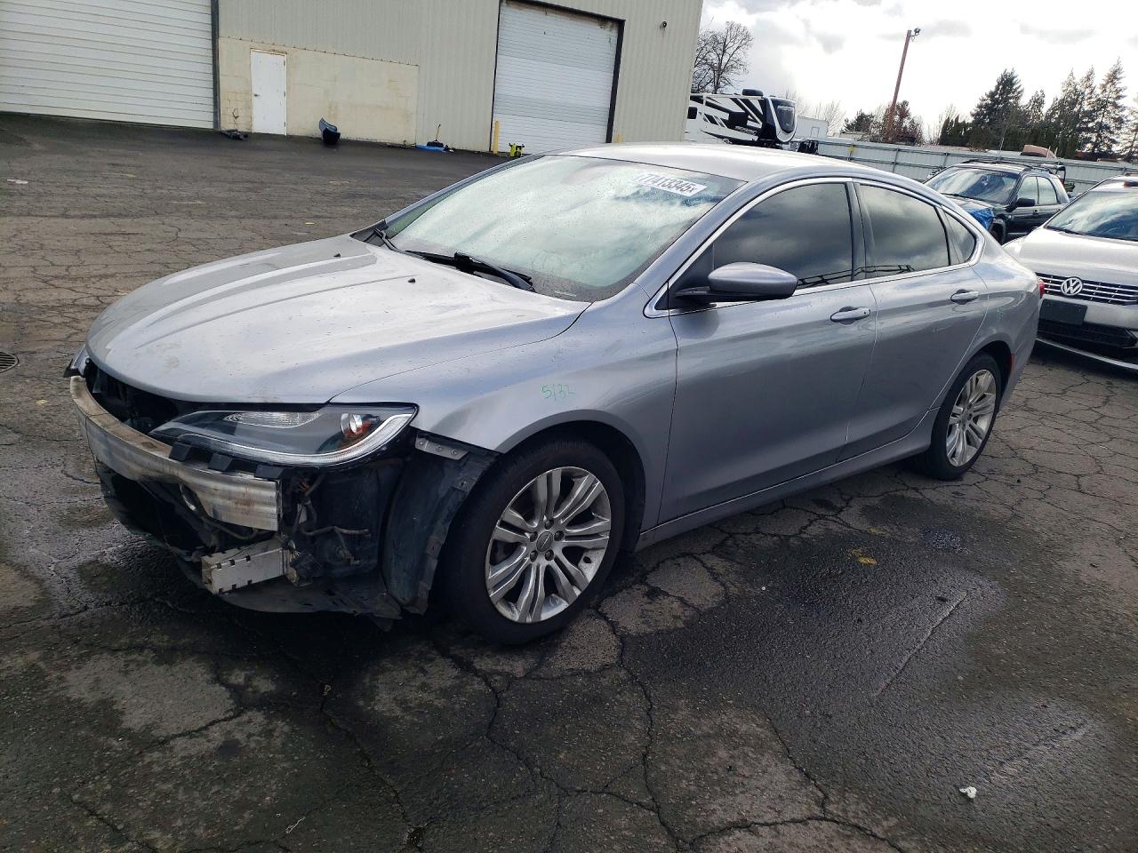 2015 Chrysler 200 Limited, VIN 1C3CCCAB9FN587966 — Front end