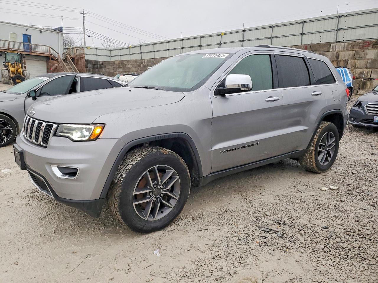 2019 Jeep Grand Cherokee Limited, VIN 1C4RJFBG2KC794339 — Side