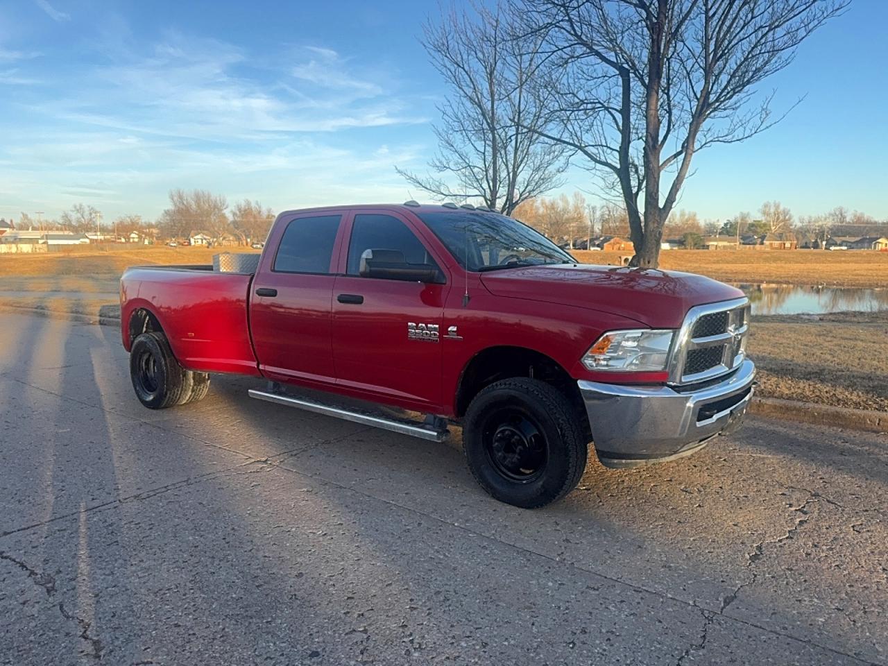 2018 Ram 3500 Tradesman, VIN 3C63RRGL1JG281172 — Auction photo