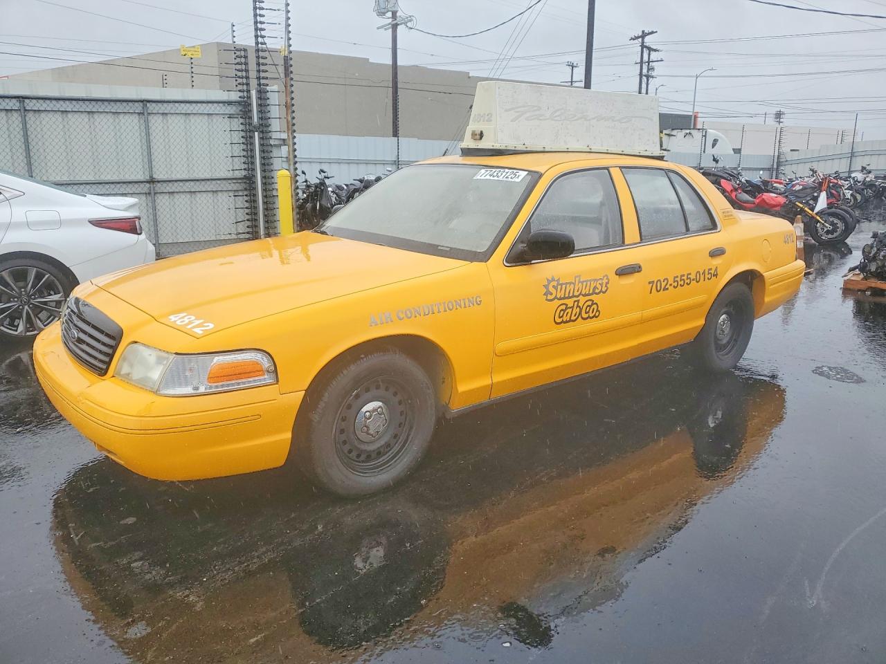 2000 Ford Crown Victoria Police Interceptor, VIN 2FAFP71W7YX163698 — Mechanical