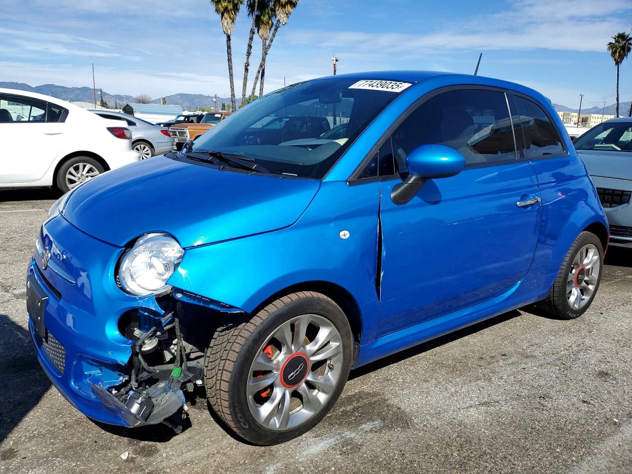 2015 FIAT 500 Sport, VIN 3C3CFFBR4FT594473 — Front end