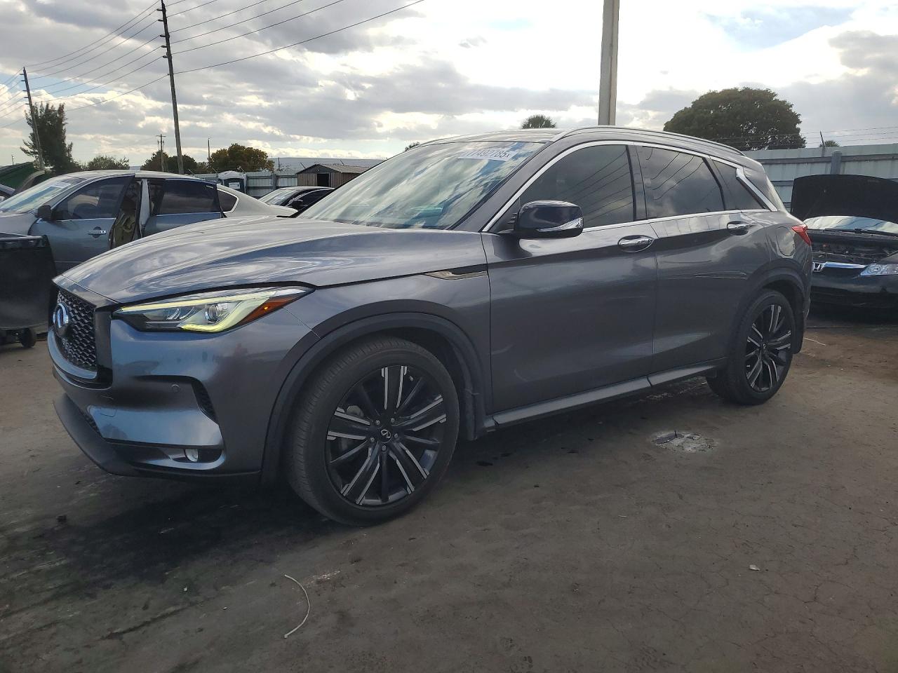 2021 Infiniti QX50 Luxe, VIN 3PCAJ5BA8MF114954 — Auction photo 1 of 4