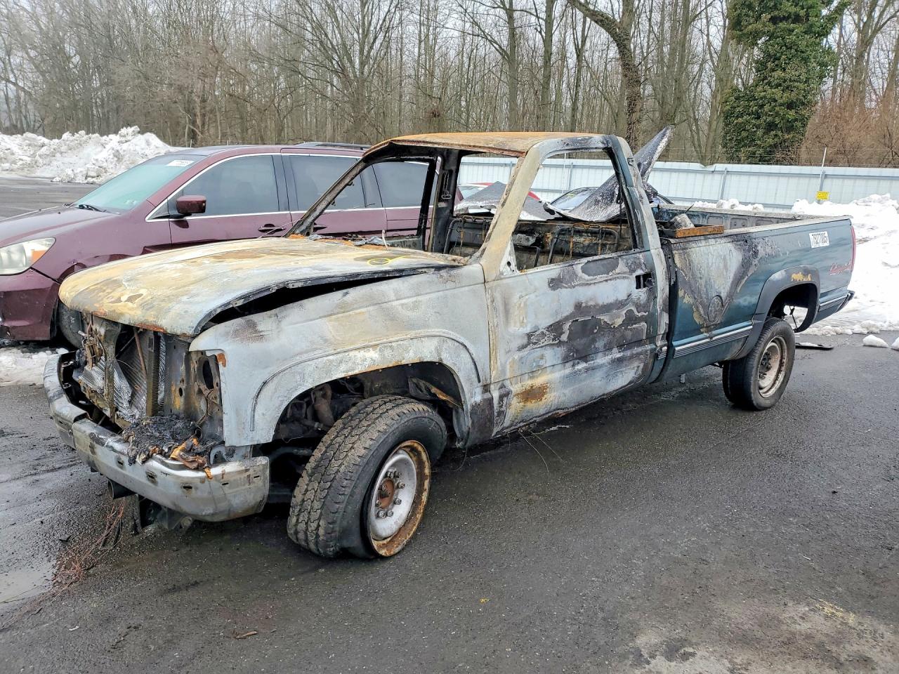 1997 Chevrolet Silverado 2500, VIN 1GCGK24R4VE208521 — Пожар в салоне