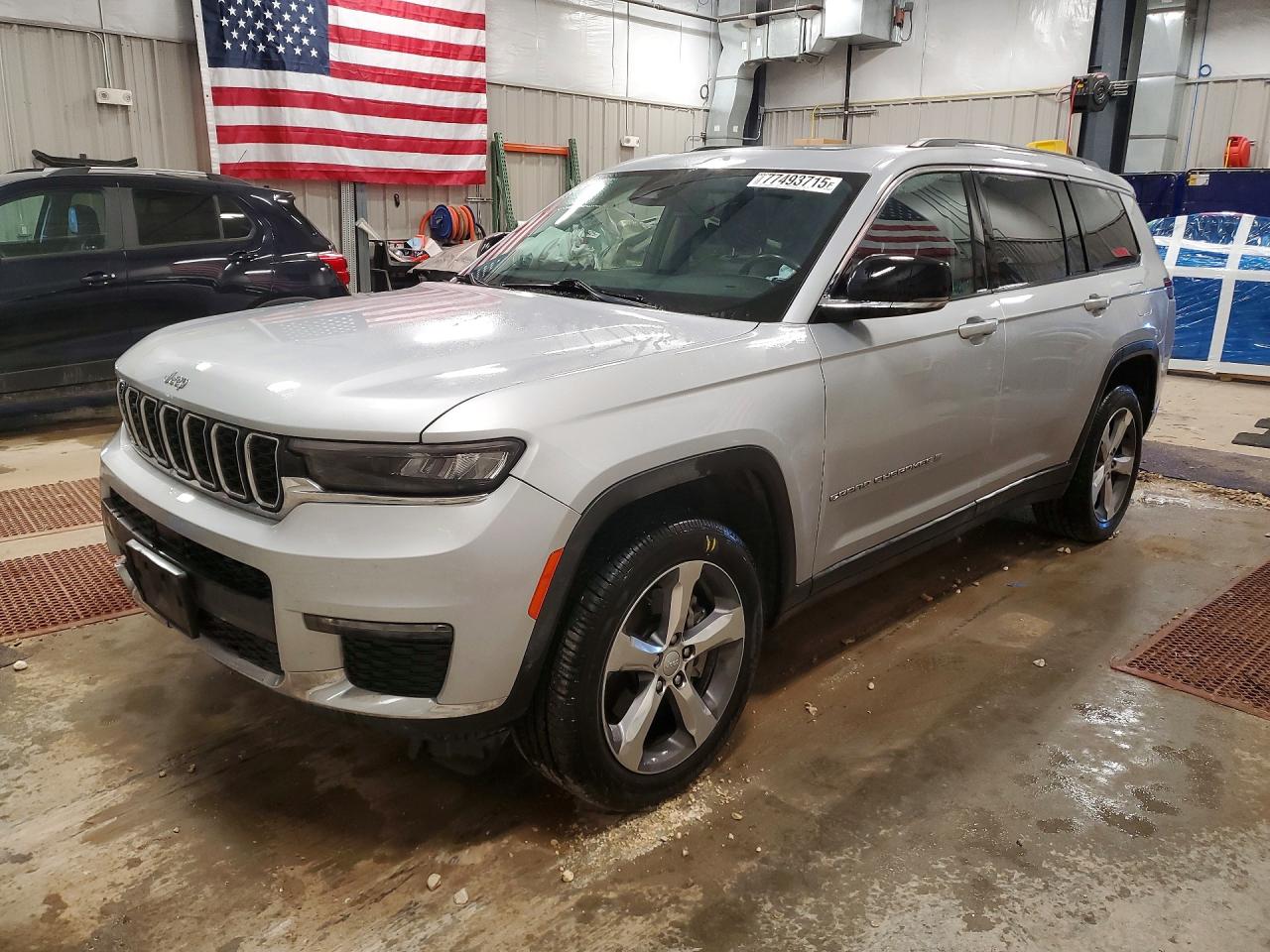 2022 Jeep Grand Cherokee Limited, VIN 1C4RJKBG1N8520887 — Front end
