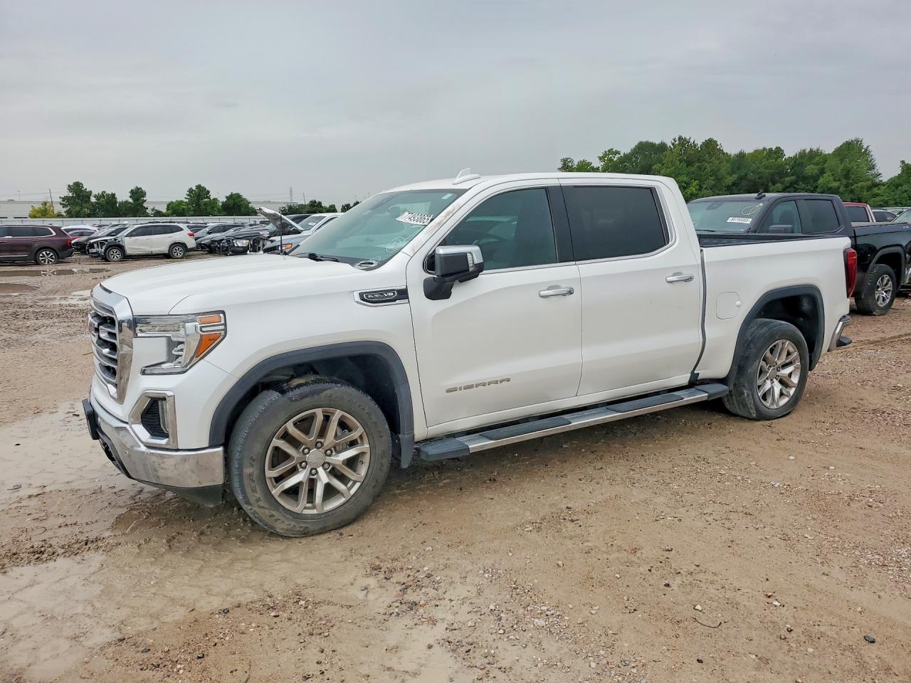 2020 GMC Sierra 1500 SLT, VIN 3GTP8DED4LG111614 — Vandalism