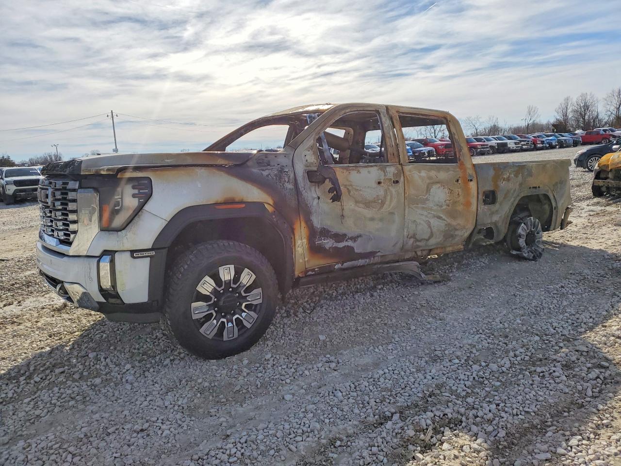 2025 GMC Sierra 2500HD Denali, VIN 1GT4UREY4SF258854 — Burn