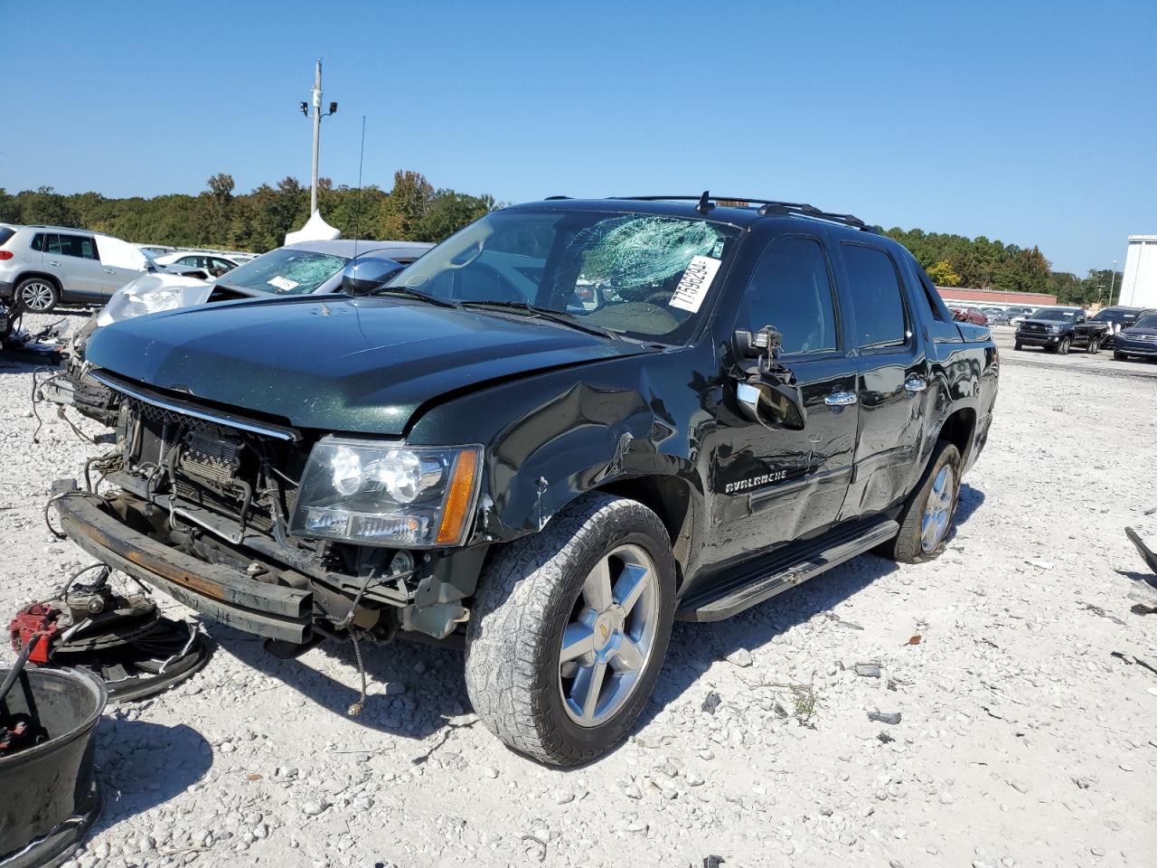 2013 Chevrolet Avalanche LT, VIN 3GNMCFE05DG288014 — Auction photo