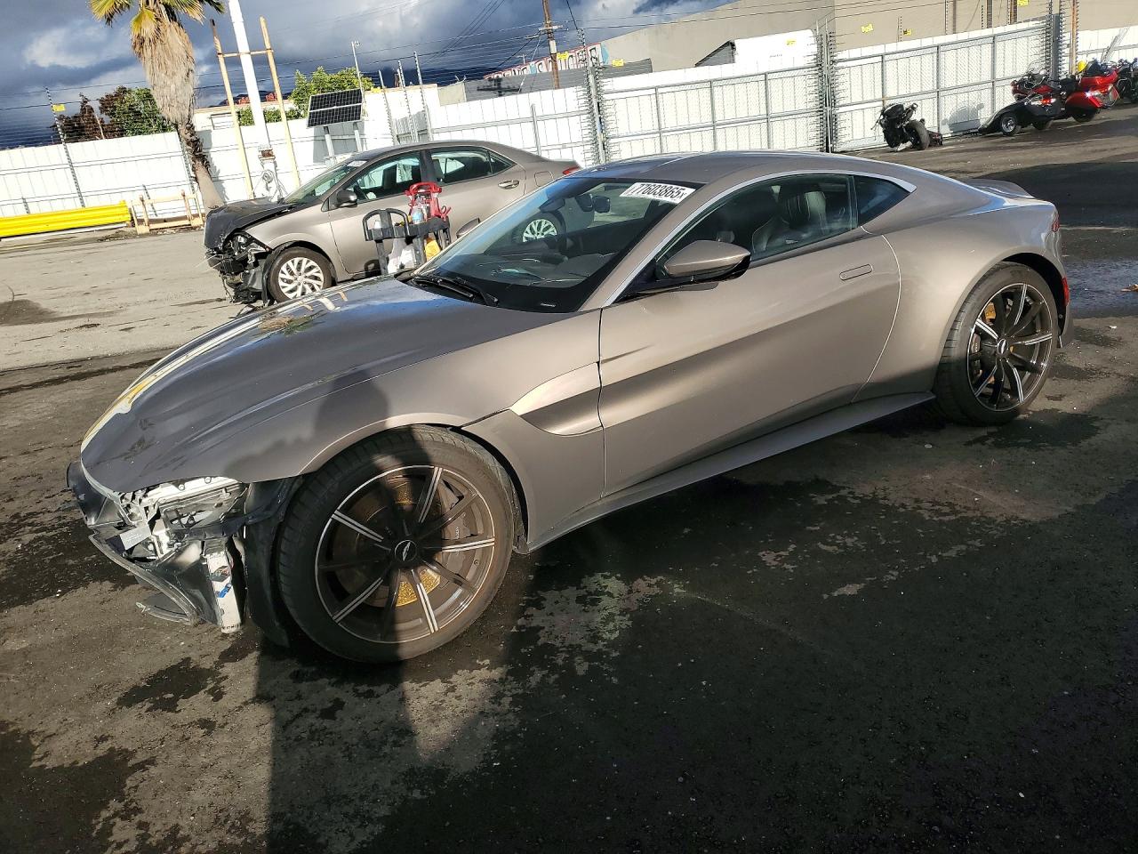 2020 Aston Martin Vantage, VIN SCFSMGAW4LGN03875 — Front end