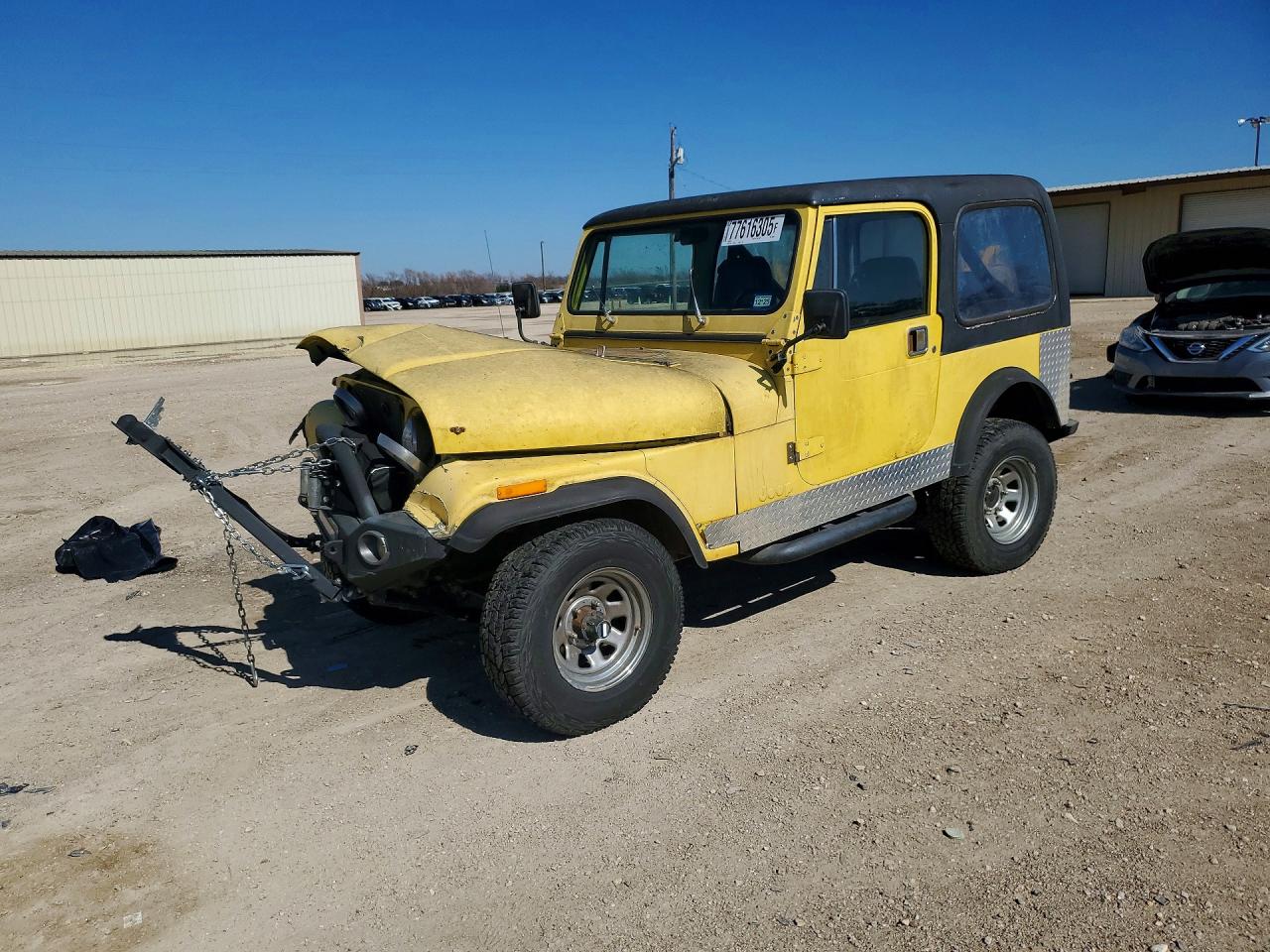 1985 Jeep CJ, VIN 1JCCF87E2FT103809 — Перед