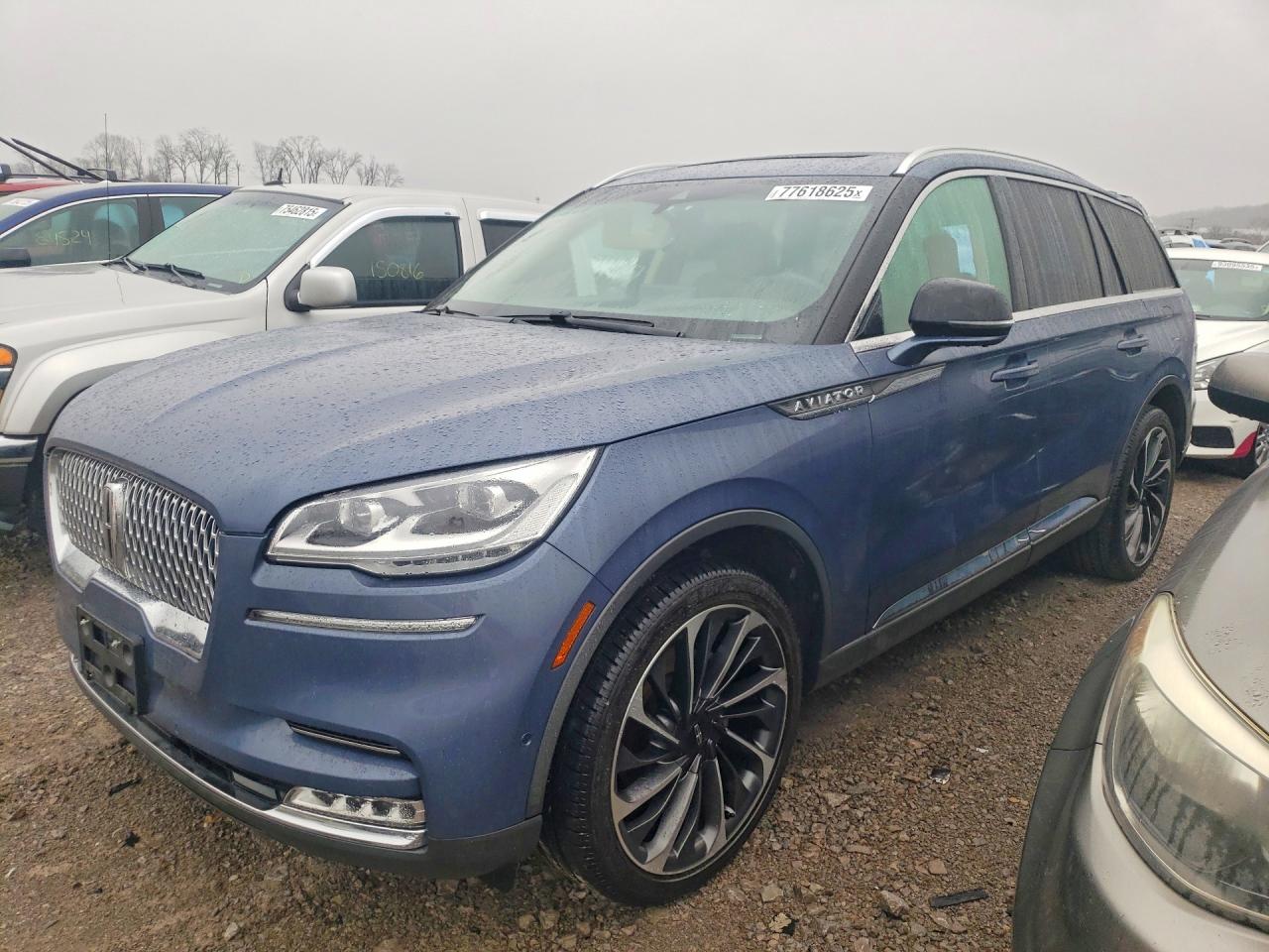2021 Lincoln Aviator Reserve, VIN 5LM5J7XC7MGL13497 — Roof