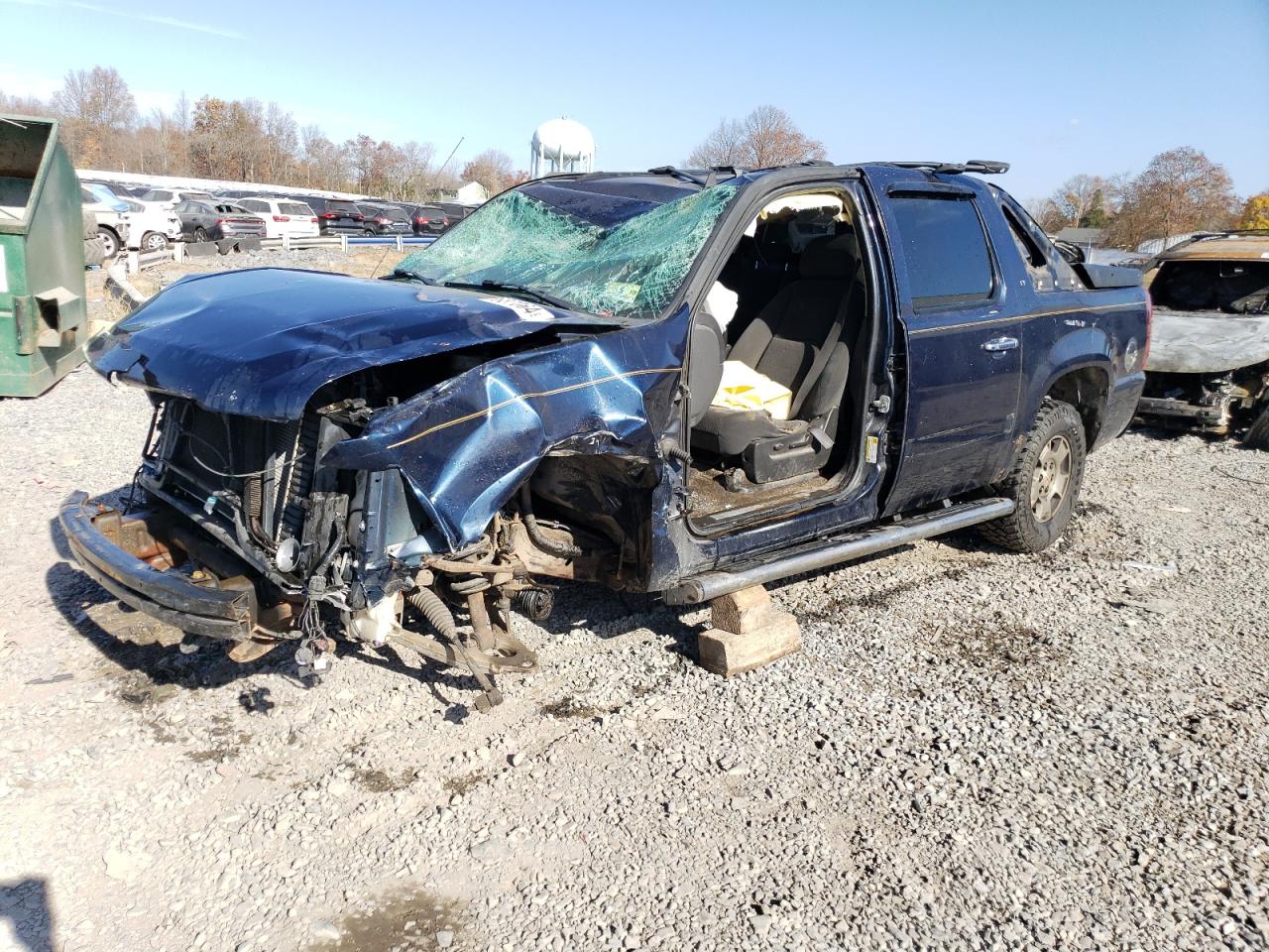 2007 Chevrolet Avalanche 1LT, VIN 3GNFK12387G202146 — Rollover