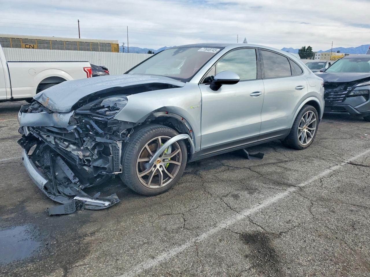 2022 Porsche Cayenne E-Hybrid, VIN WP1BE2AY8NDA51058 — Auction photo