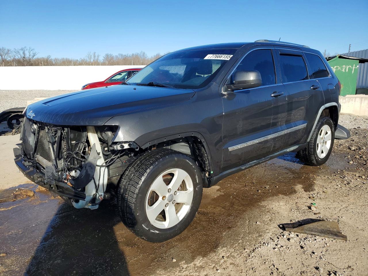 2011 Jeep Grand Cherokee Laredo, VIN 1J4RR4GGXBC522878 — Front end