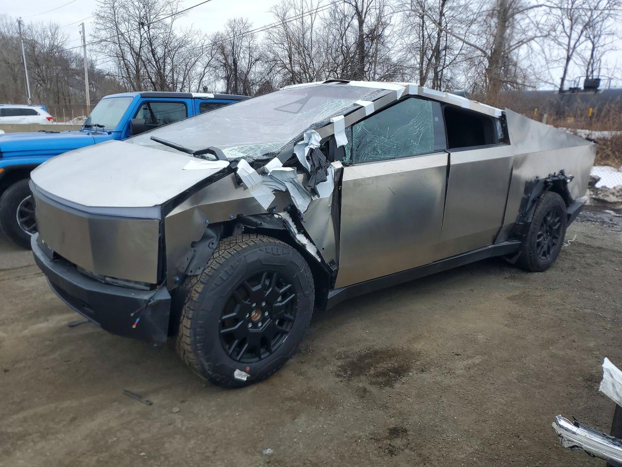 2025 Tesla Cybertruck Cyberbeast, VIN 7G2CEHEE5SA077074 — All over