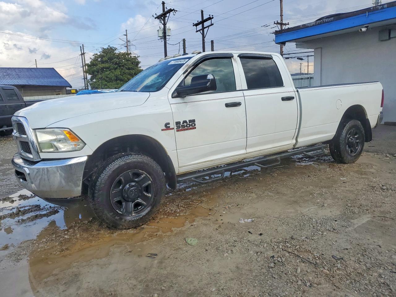 2014 Ram 3500 Tradesman, VIN 3C63R3GL8EG298764 — Пожар в салоне
