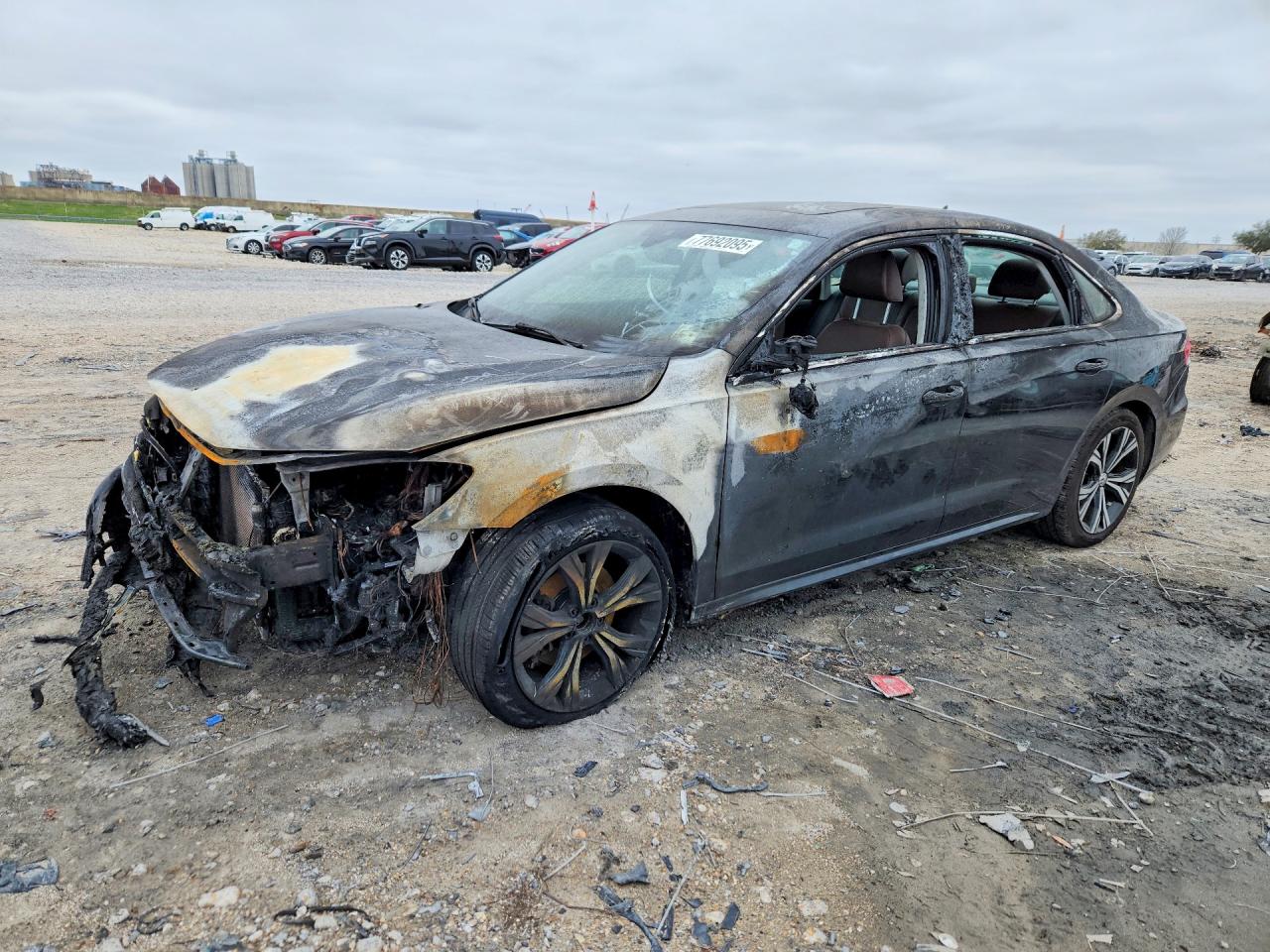 2021 Volkswagen Passat SE, VIN 1VWSA7A32MC003717 — Engine fire