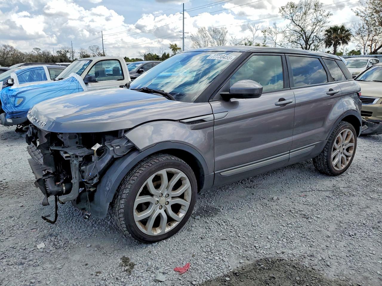 2015 Land Rover Range Rover Evoque Pure Plus, VIN SALVP2BG6FH015645 — Front end